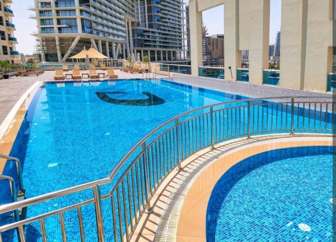 Great & Huge High Floor! Apartment Dubai