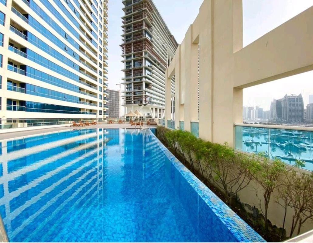Great & Huge High Floor! Apartment Dubai