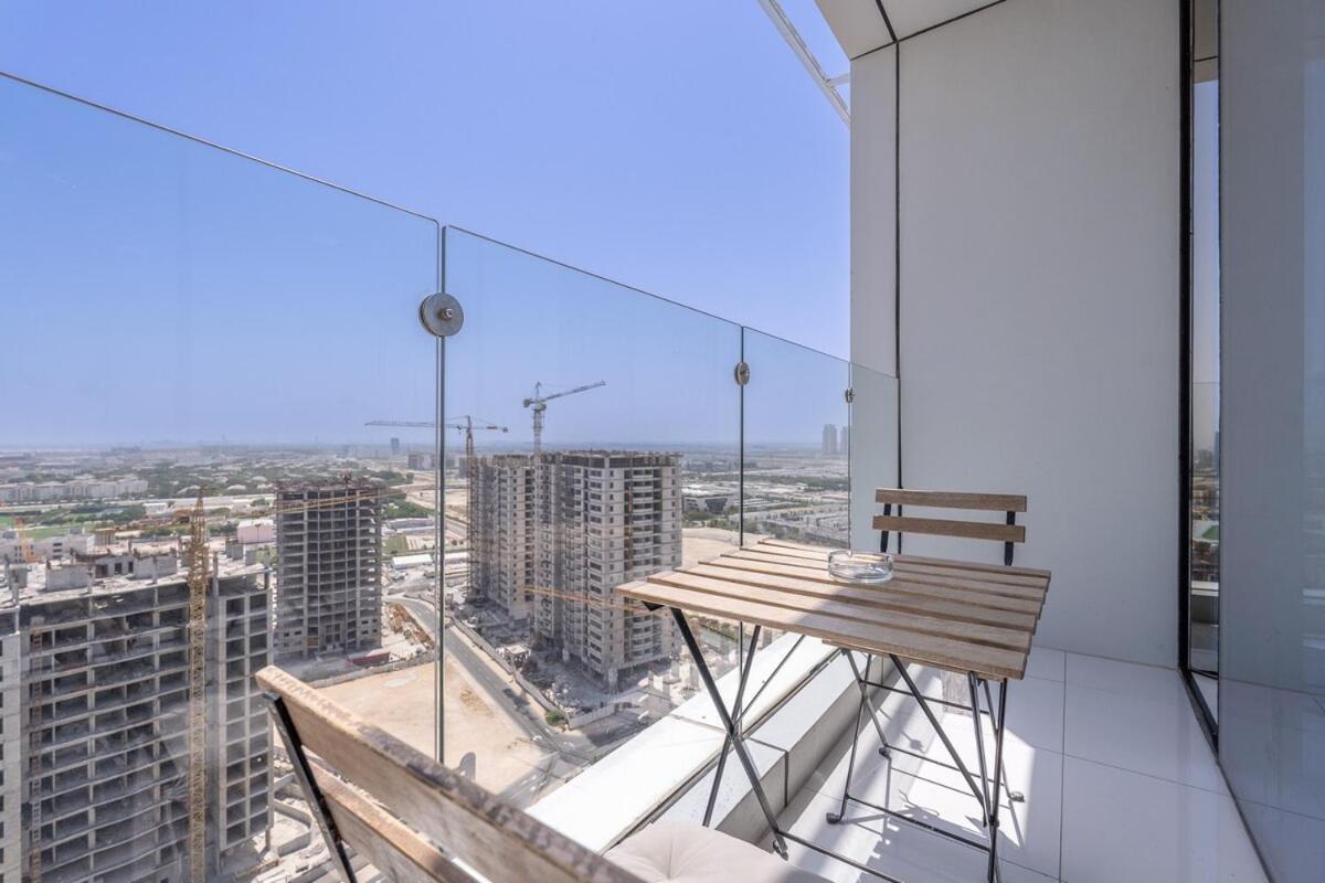 Astonishing For 2 In Sports Apartment Dubai