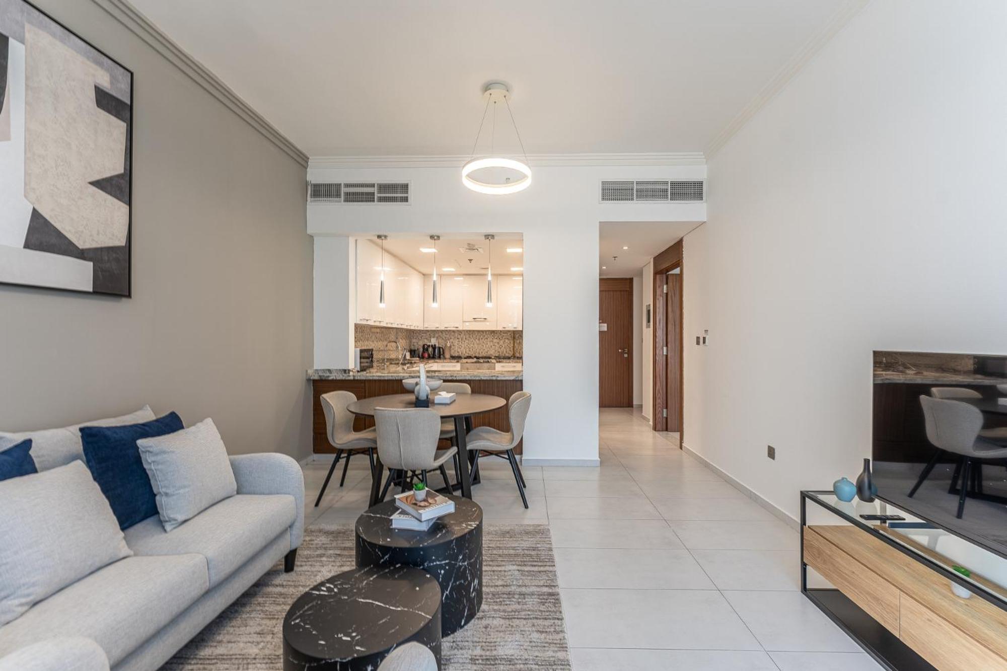 Havn - New 1 Bedroom In Regent Court Jvc * Dubai