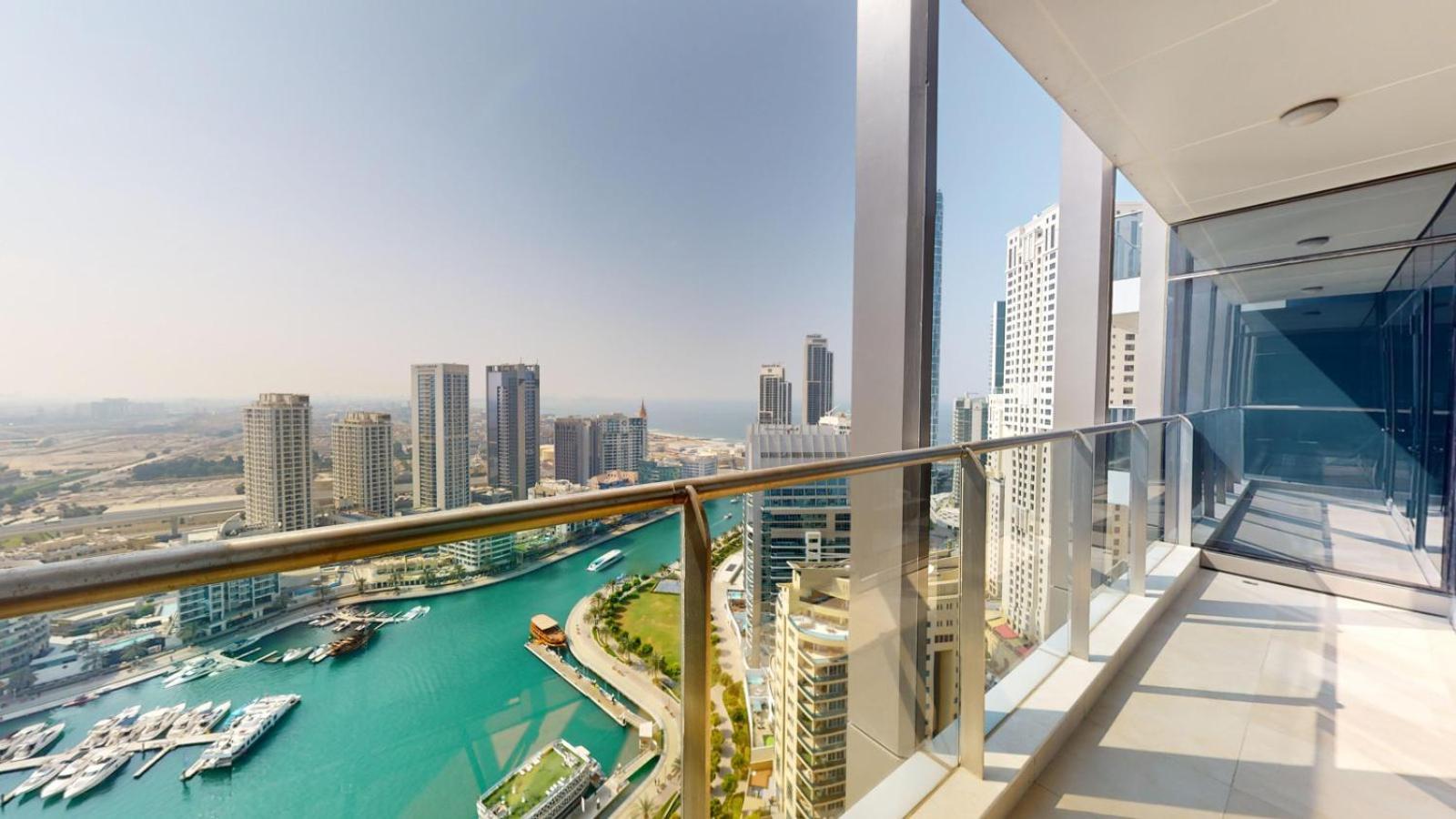 Sparkle Tower - Chic Three Bed With Marina View Apartment