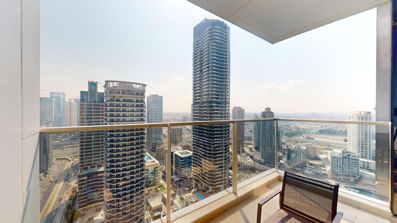 Apartment Sparkle Tower - Chic Three Bed With Marina View *