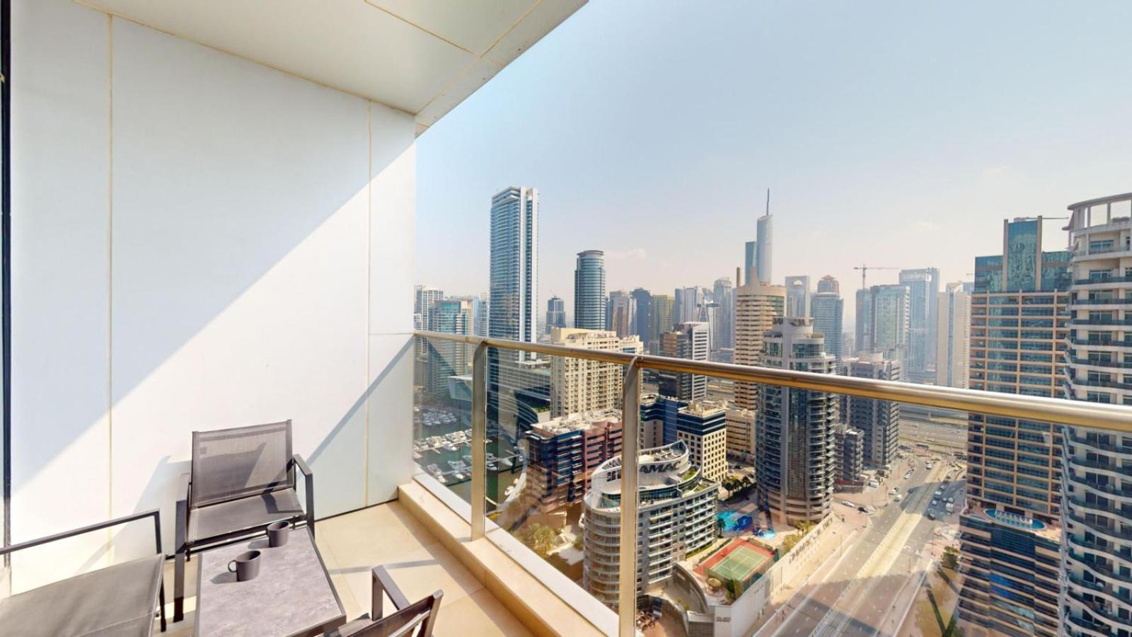 Sparkle Tower - Chic Three Bed With Marina View
