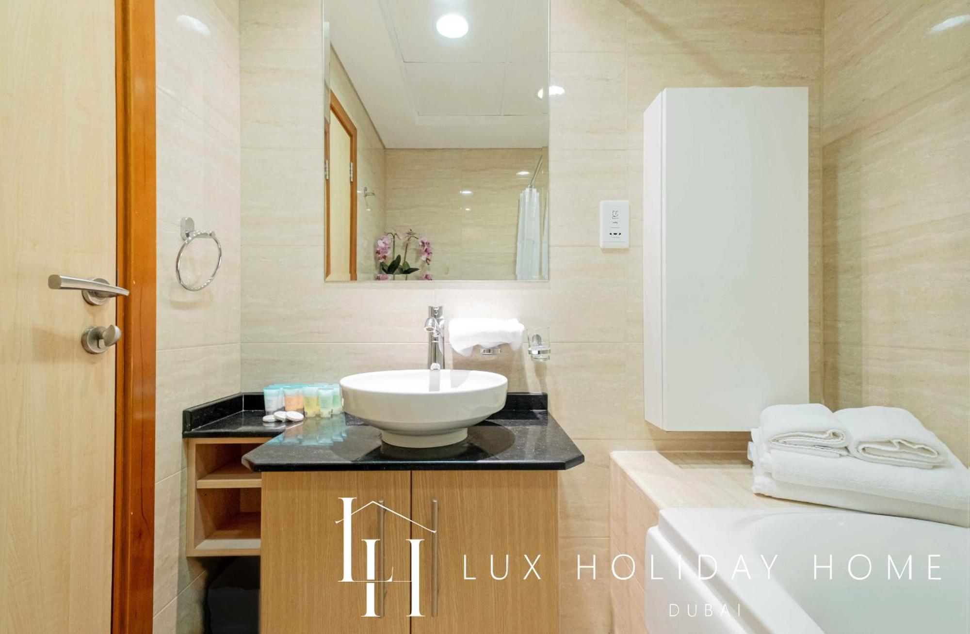 Lux The Sky View Marina * Dubai