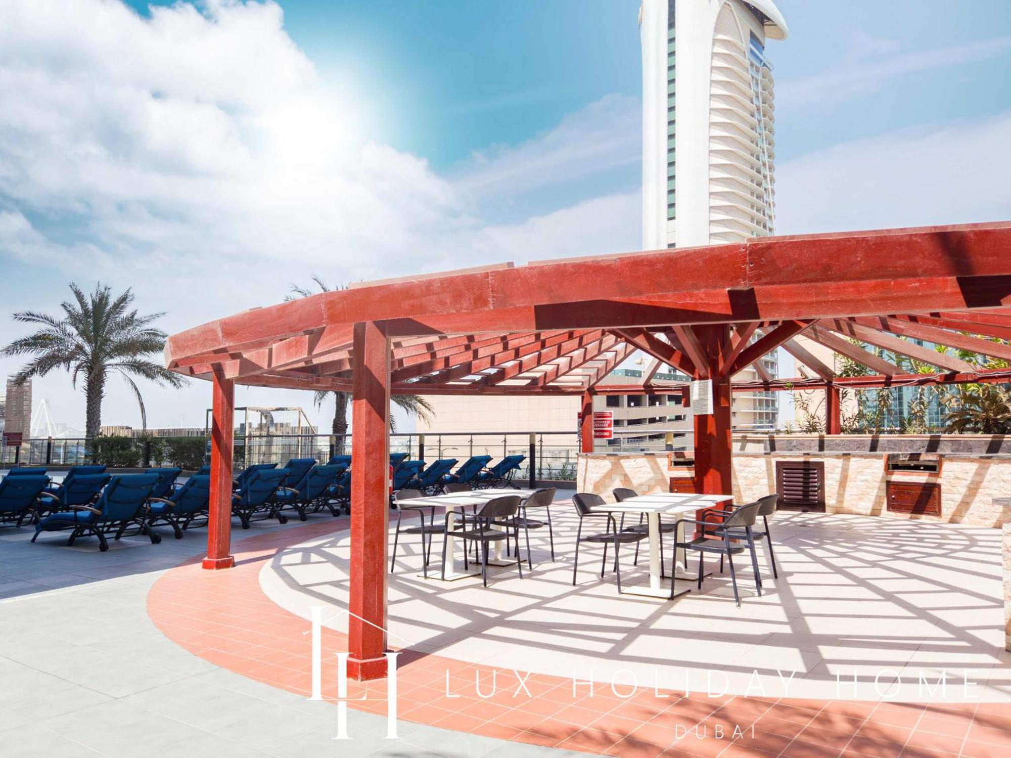 Lux The Sky View Marina Apartment *