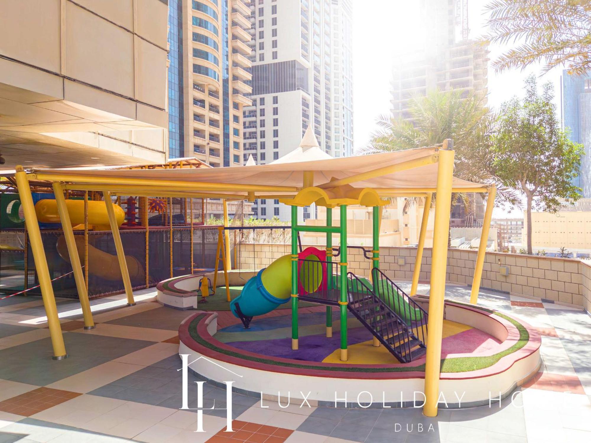 Lux The Sky View Marina Apartment *