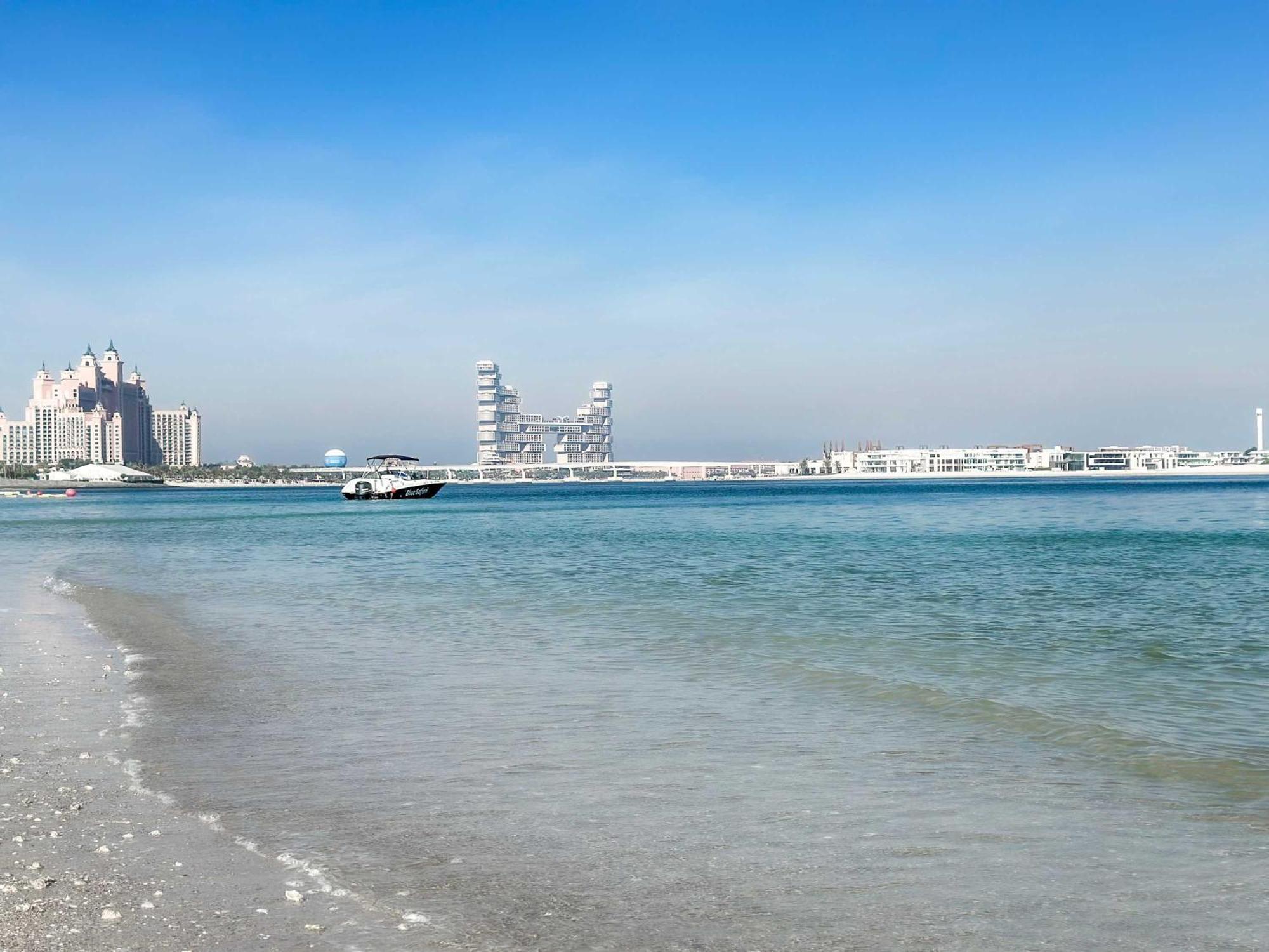 Cozy Beachfront 1 Bedroom - The 8 Apartment Dubai