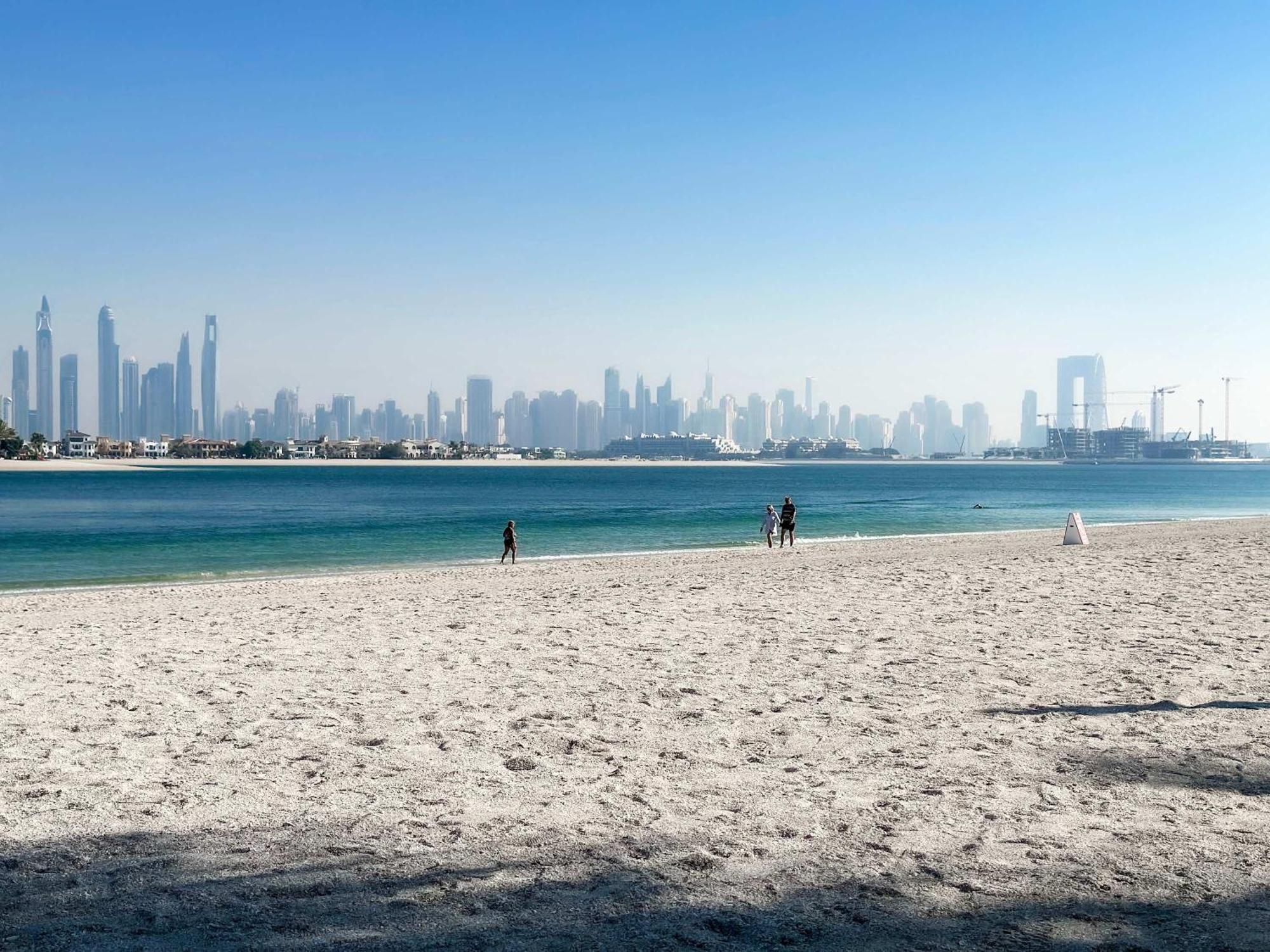 Cozy Beachfront 1 Bedroom - The 8 Dubai