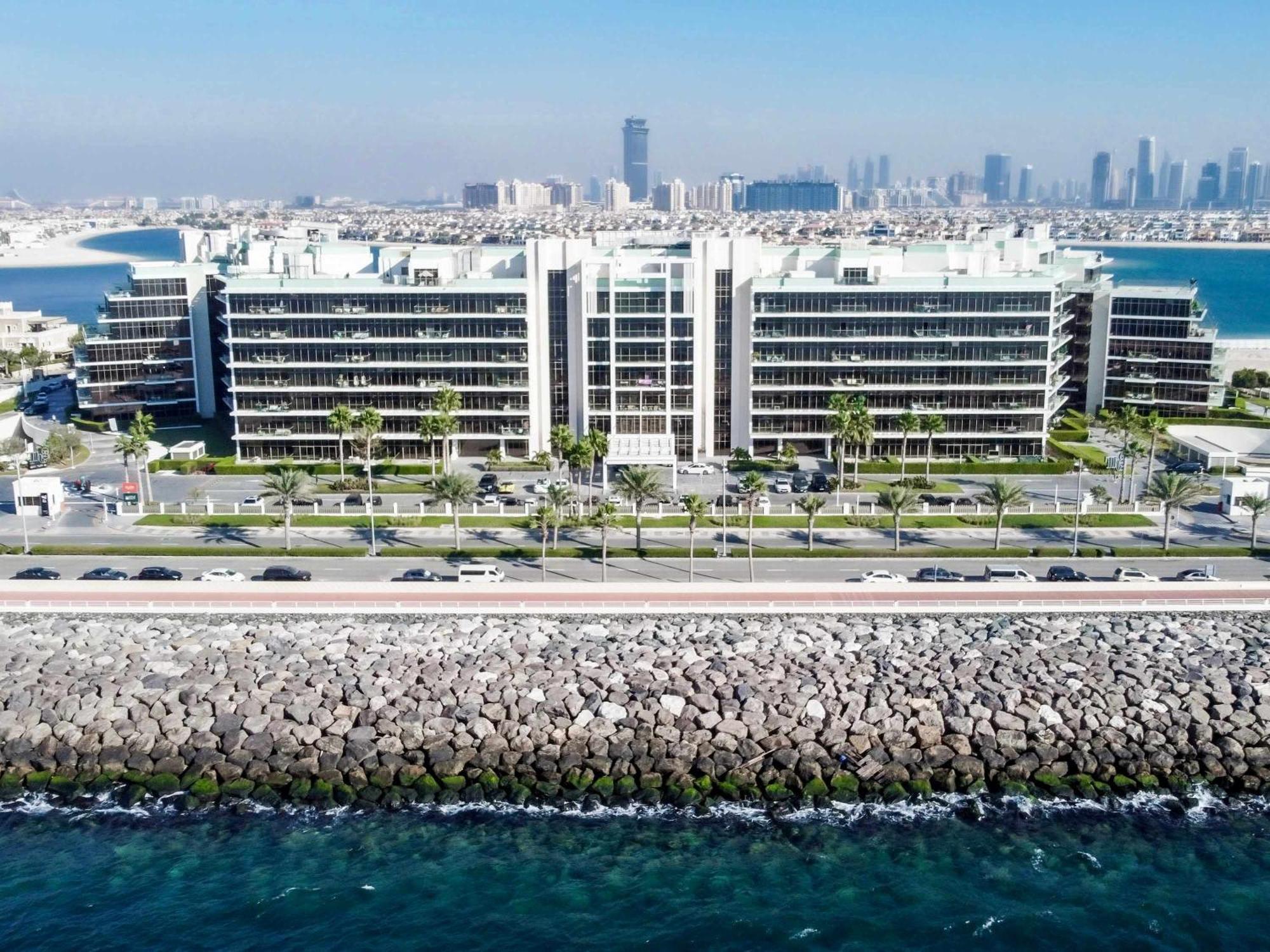 Cozy Beachfront 1 Bedroom - The 8 Apartment