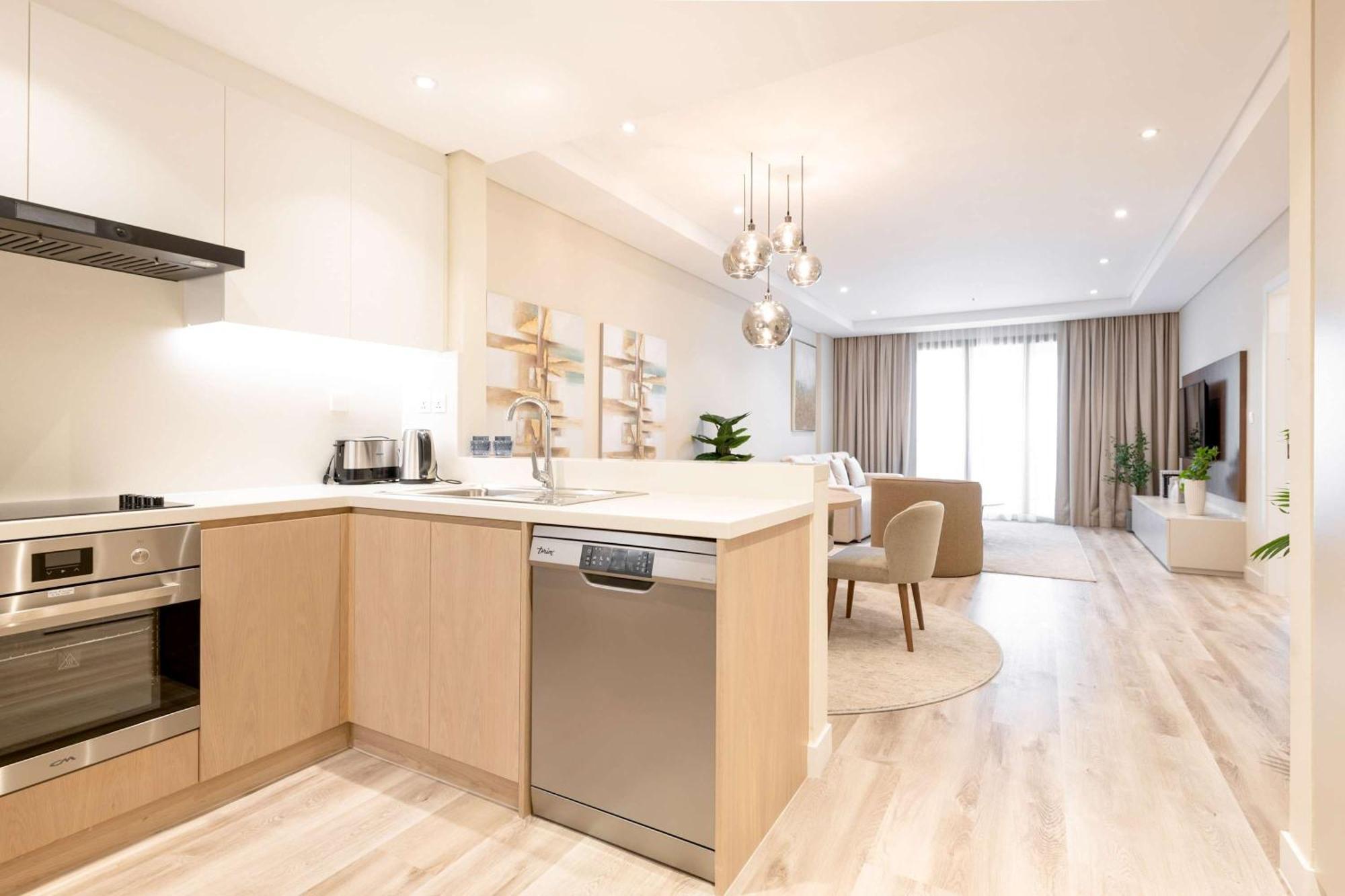 Fabulous 1 Bedroom At 5 Star Apartment Dubai