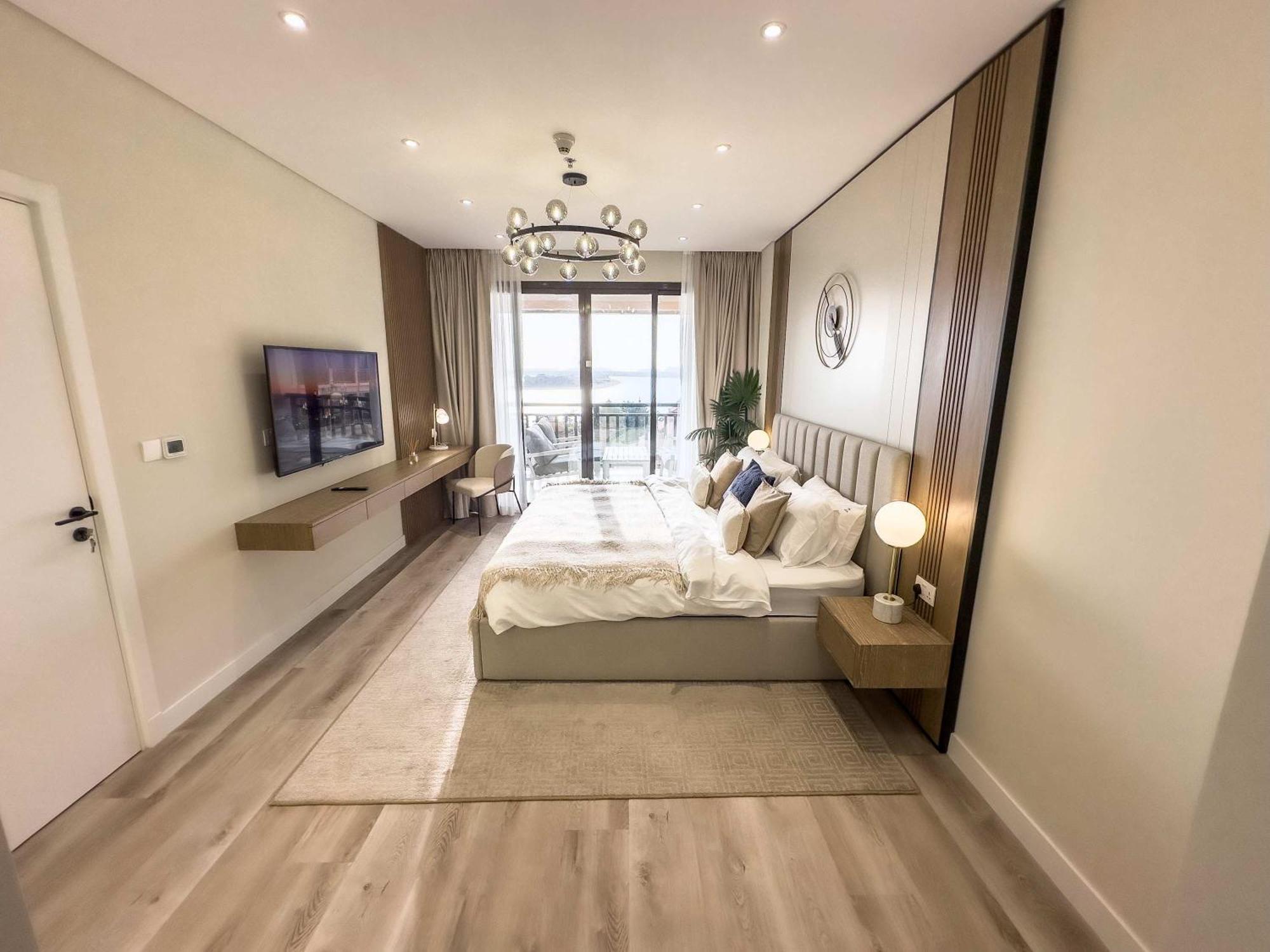 Fabulous 1 Bedroom At 5 Star *