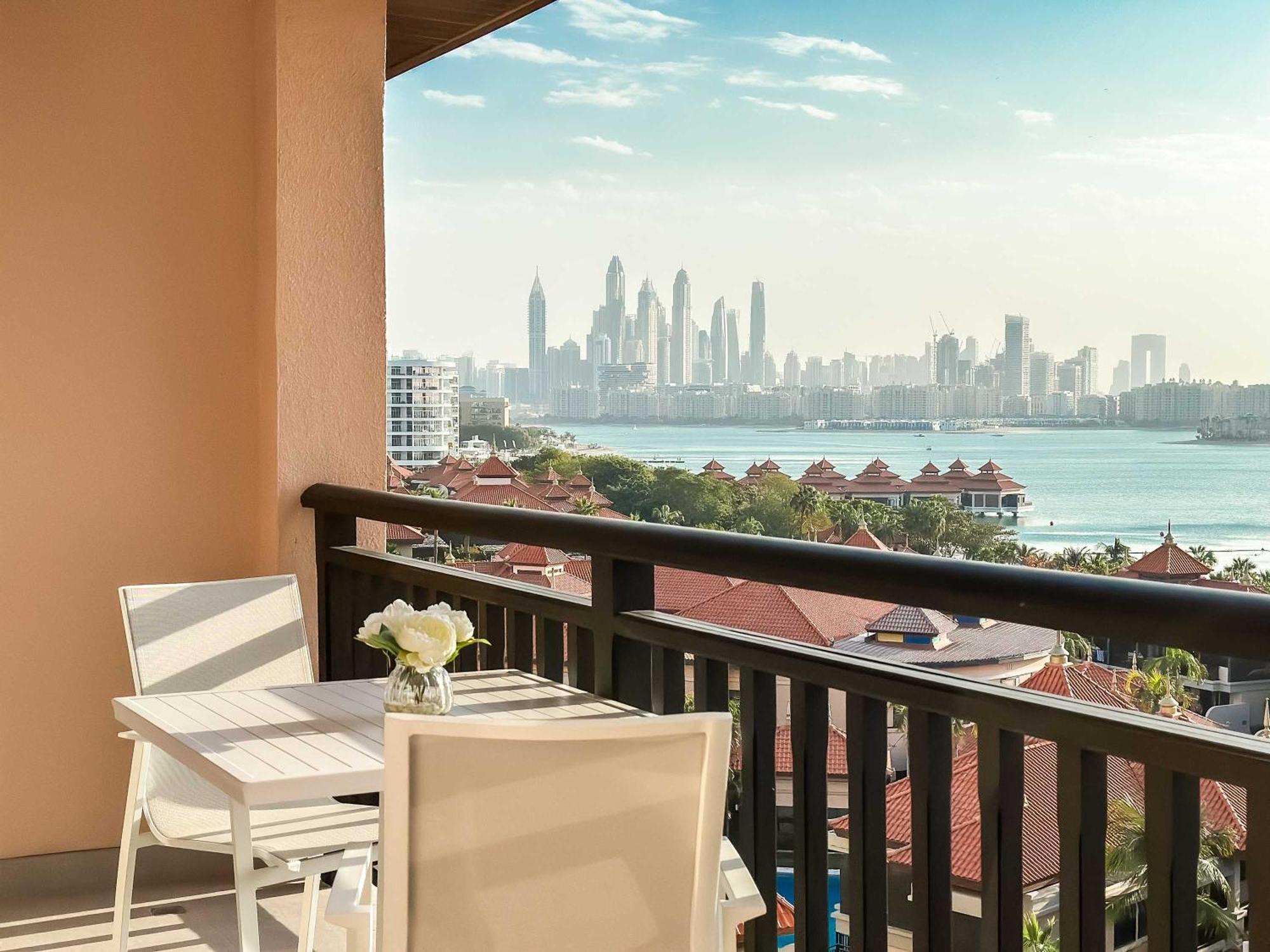 Fabulous 1 Bedroom At 5 Star * Dubai