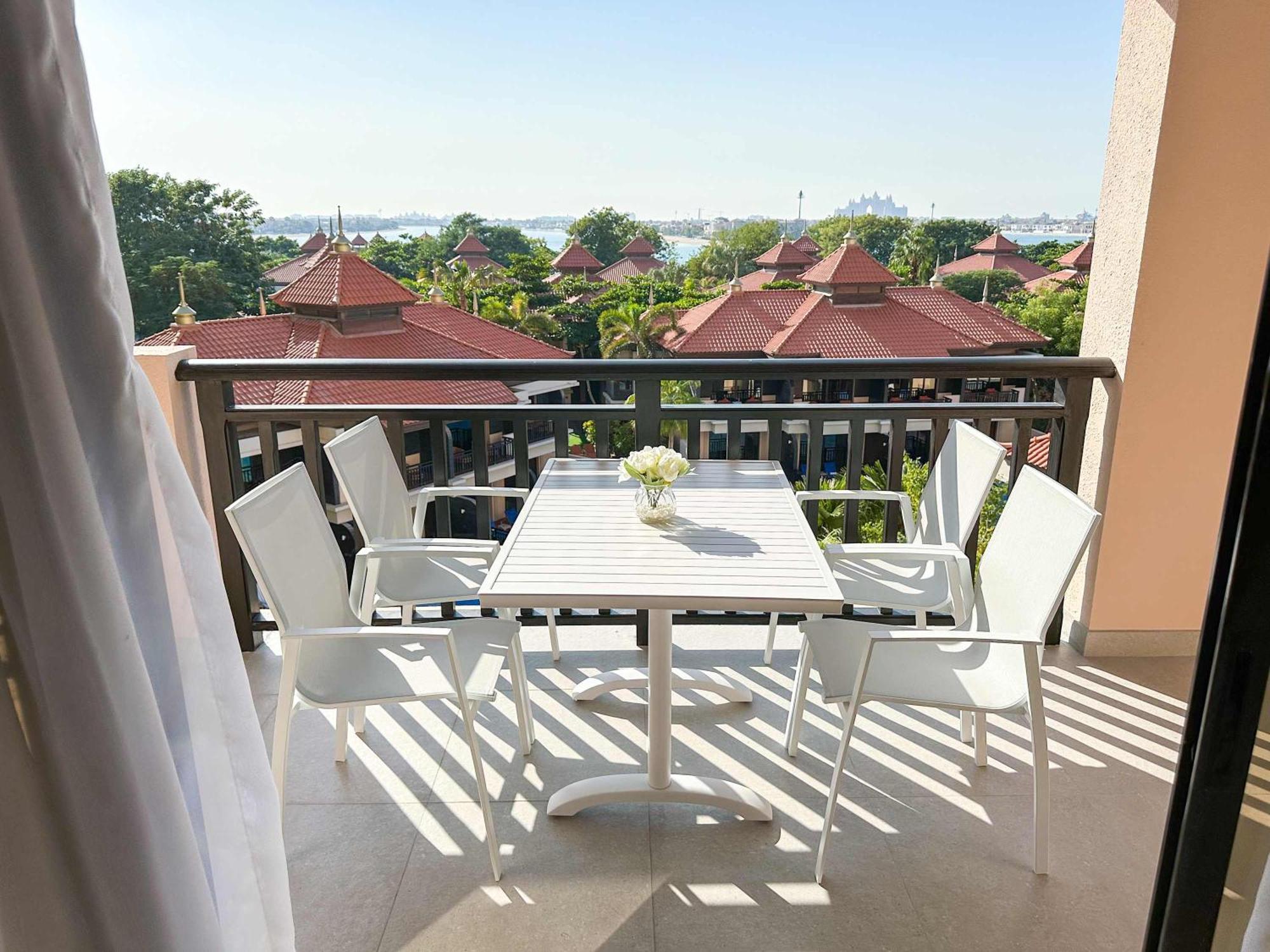 Apartment Fabulous 2br At 5 Star Dubai
