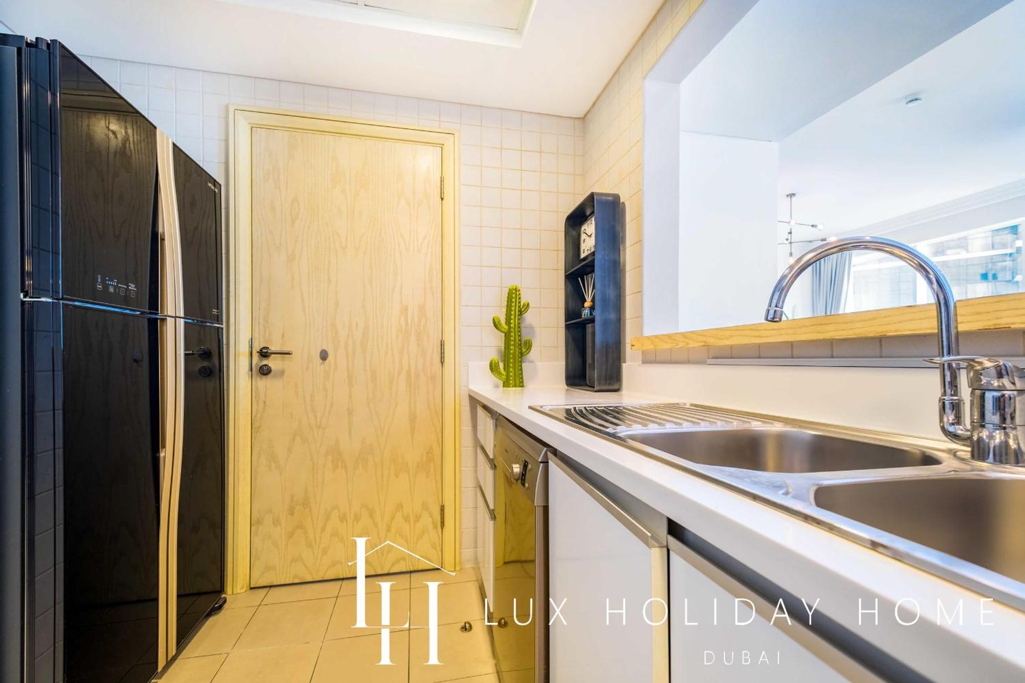 Lux The Jbr Sea View Apartment *