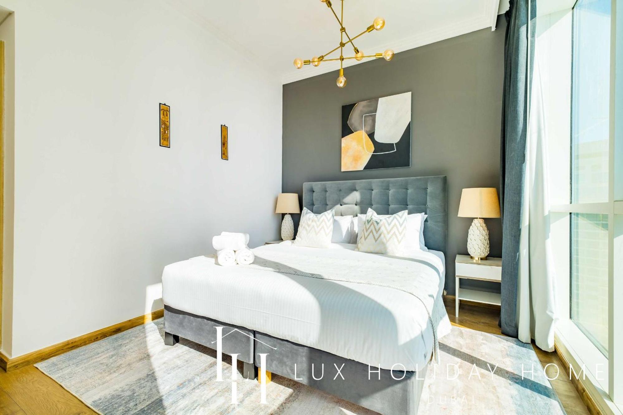 Lux The Jbr Sea View Apartment