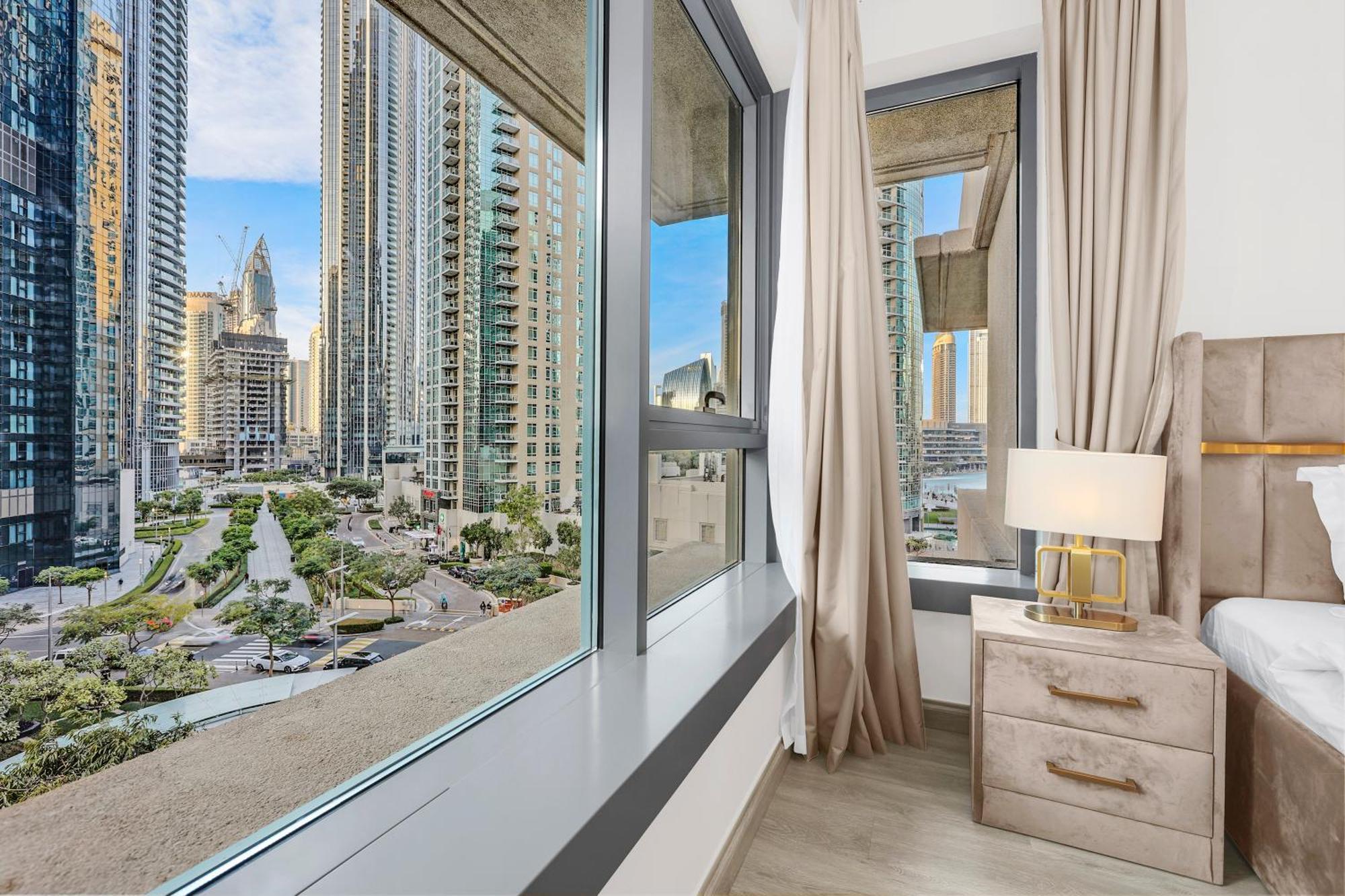 First Class 2br With Burj Khalifa & Fountain View Apartment *