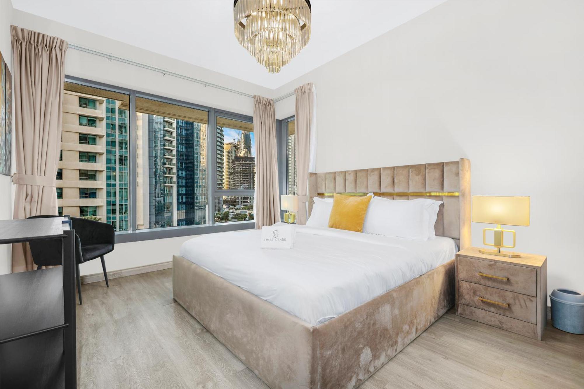 Apartment First Class 2br With Burj Khalifa & Fountain View Dubai
