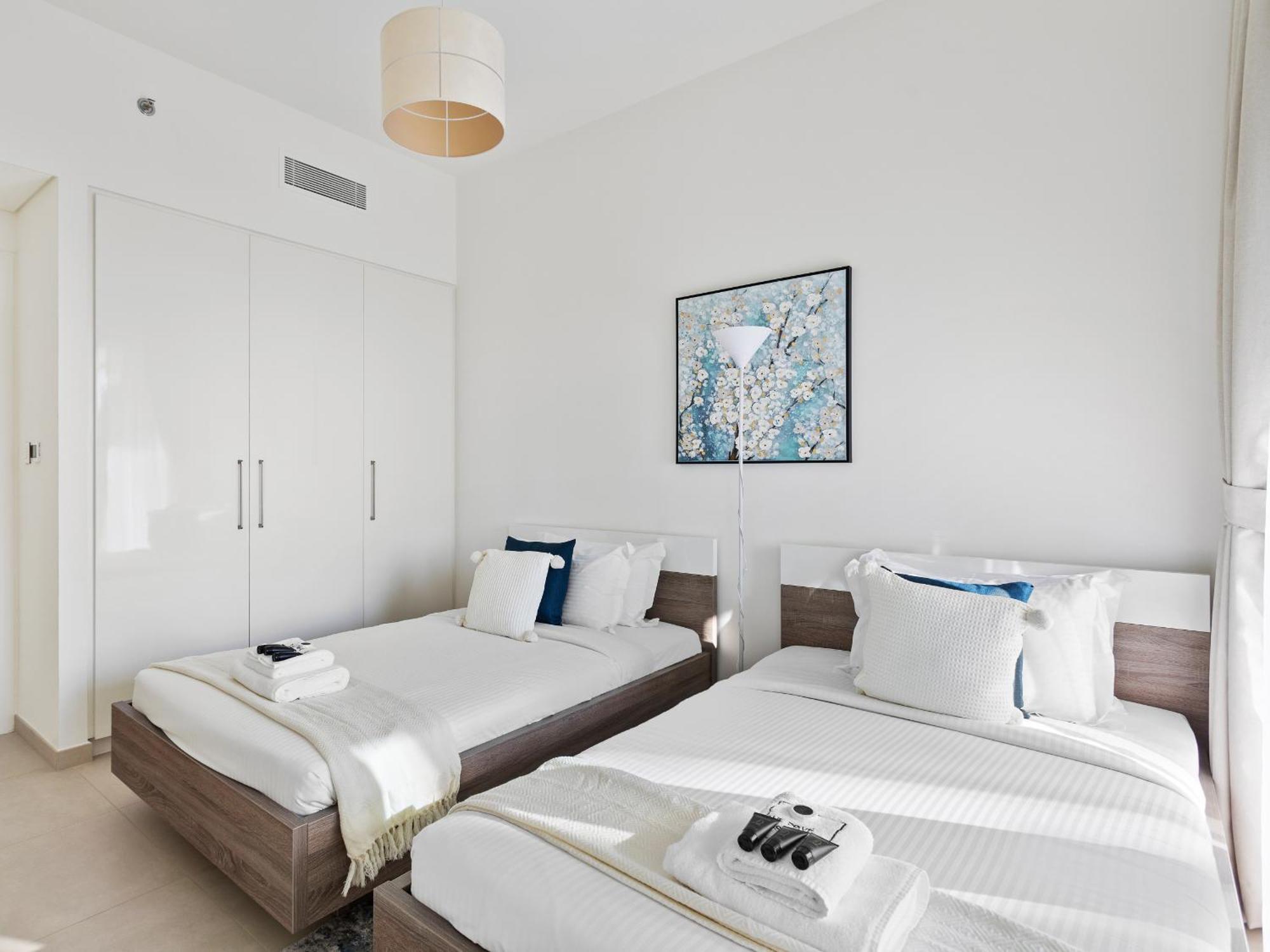 Daire Skyline 3bdr 1guest With Burj Khalifa & Fountain View