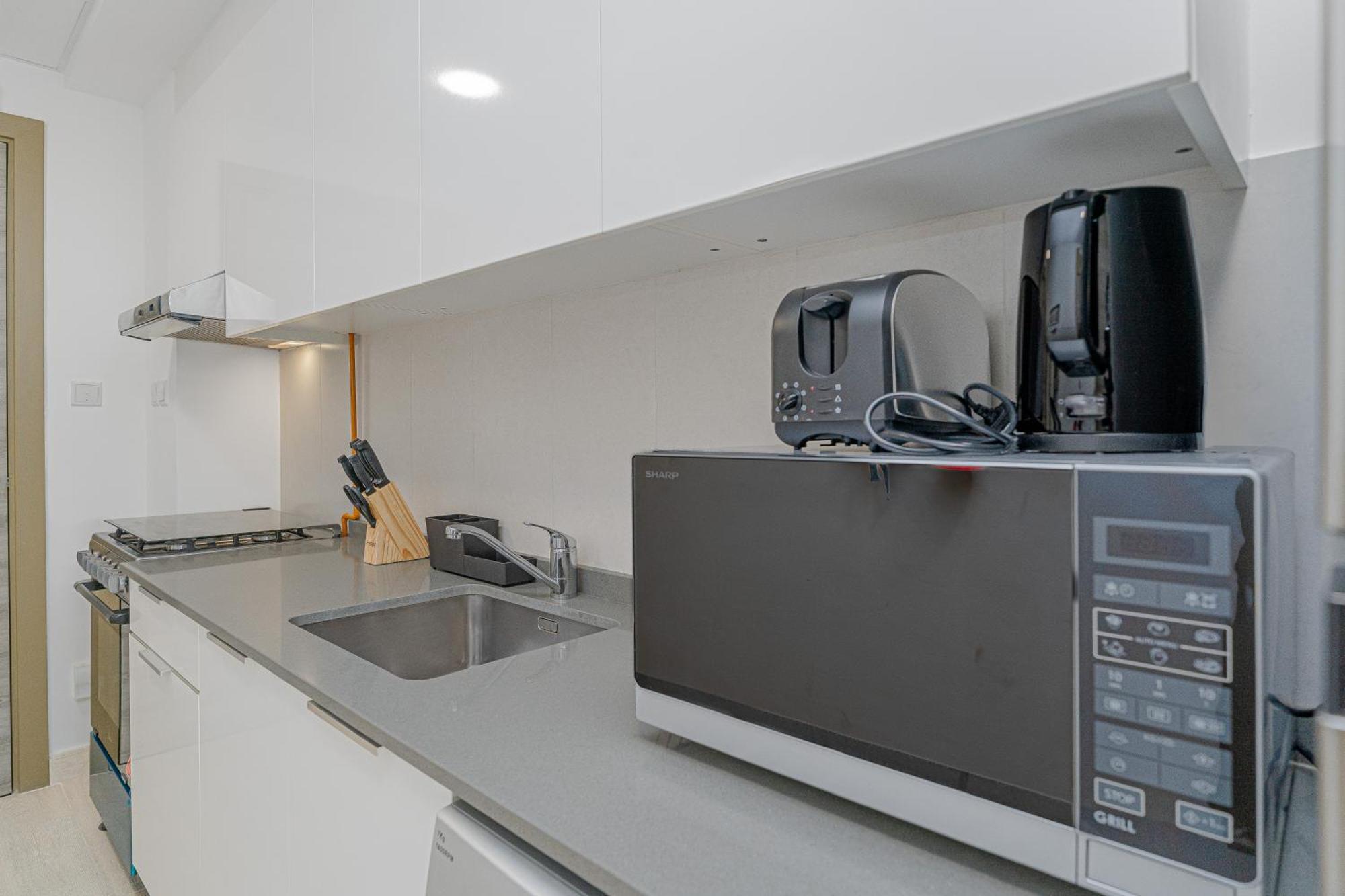 Escape24 Modern Bloom Tower Jumeirah Village Circle Jvc *
