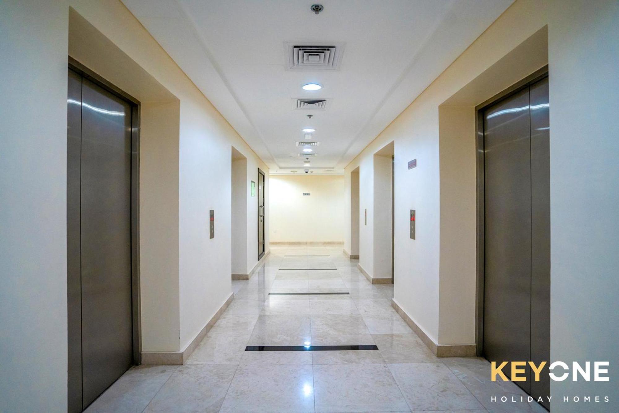 Contemporary One Bedroom With Chic Design Apartment Dubai