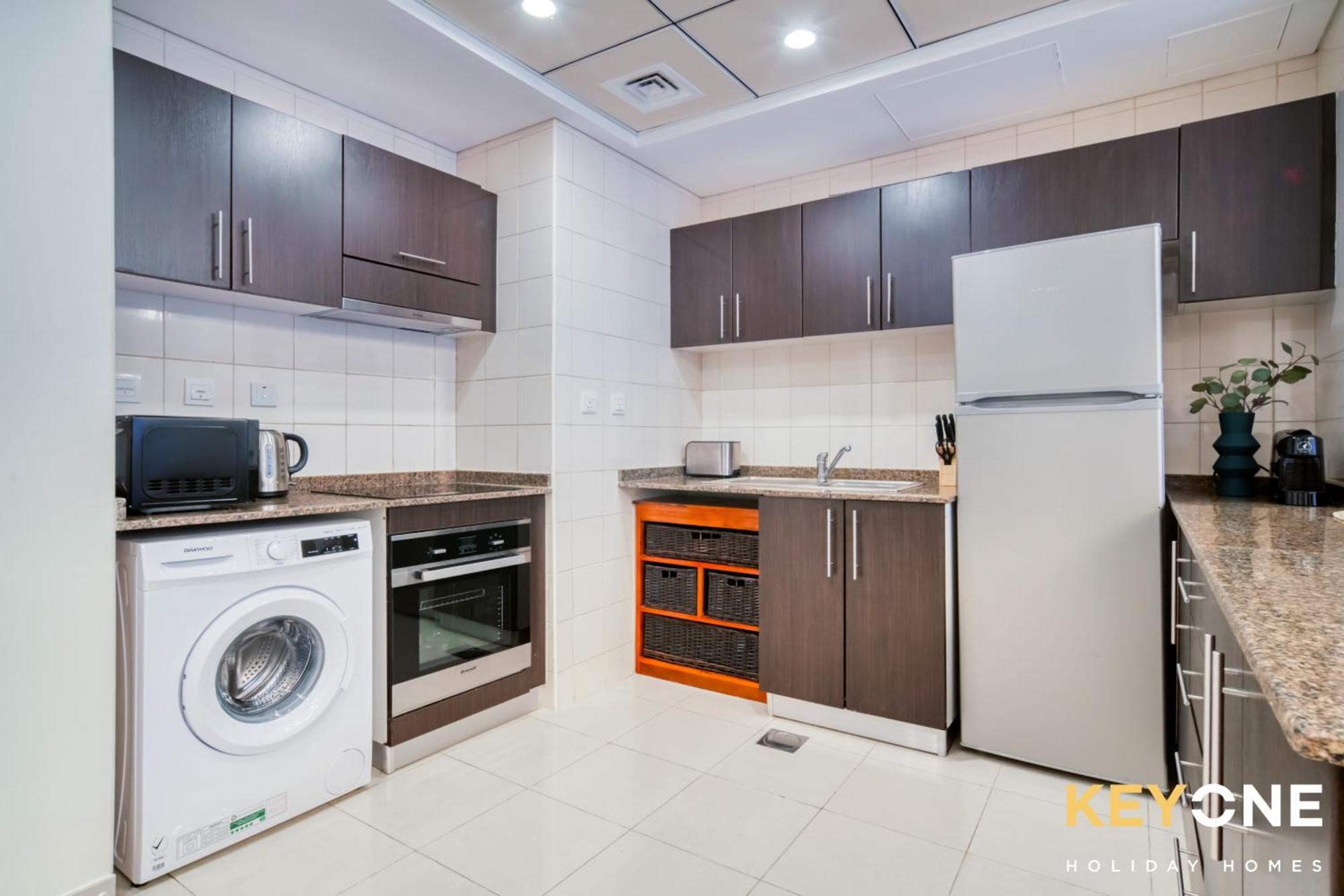 Apartment Contemporary One Bedroom With Chic Design *
