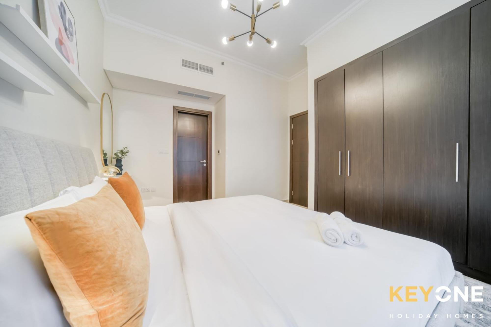 Contemporary One Bedroom With Chic Design *