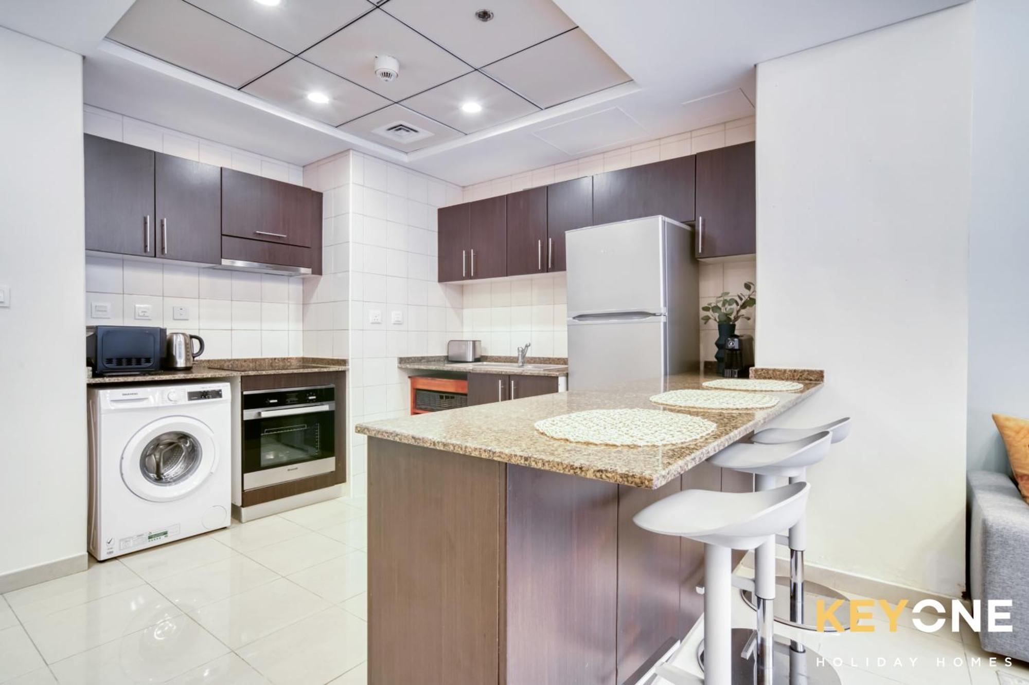 Contemporary One Bedroom With Chic Design Dubai