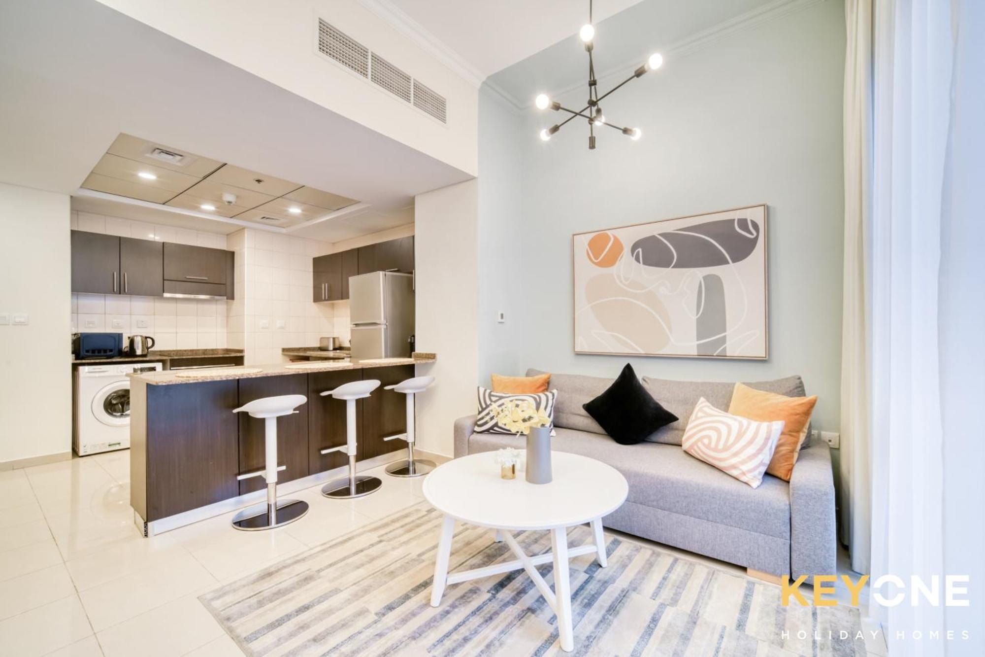 Contemporary One Bedroom With Chic Design Apartment Dubai