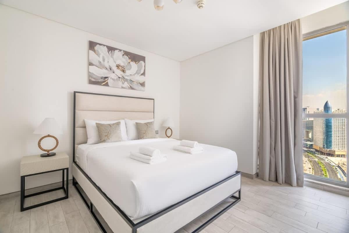 Luxury 4br Mtlvl Flat W Al-jadaf Canal Riverfront