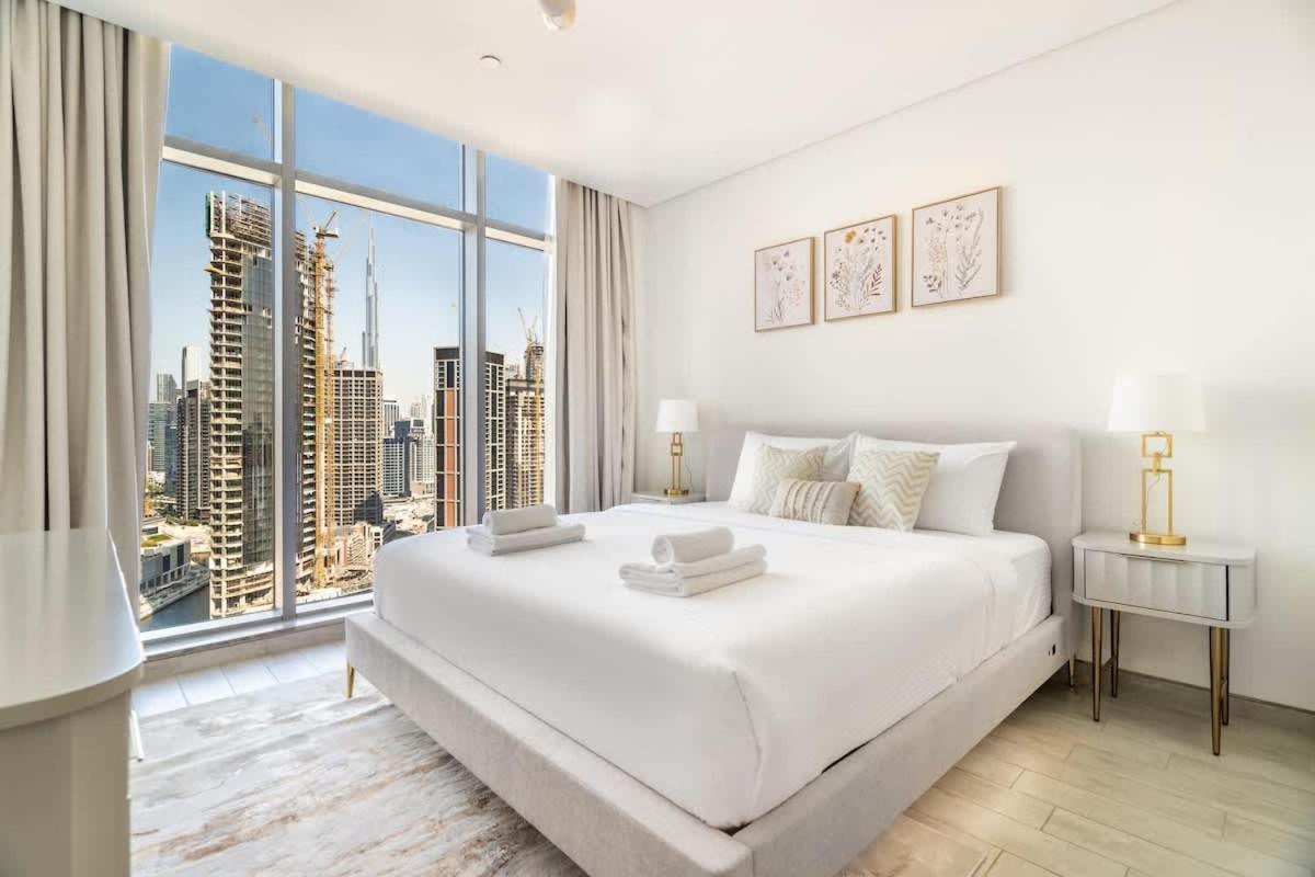 Luxury 4br Mtlvl Flat W Al-jadaf Canal Riverfront Apartment Dubai