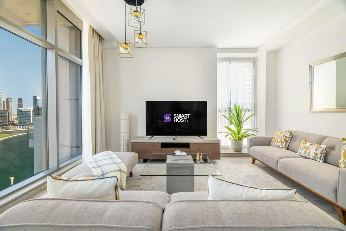 Luxury 4br Mtlvl Flat W Al-jadaf Canal Riverfront Dubai