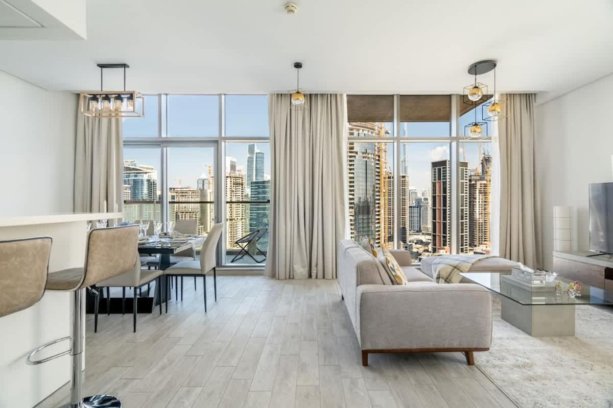 Apartment Luxury 4br Mtlvl Flat W Al-jadaf Canal Riverfront