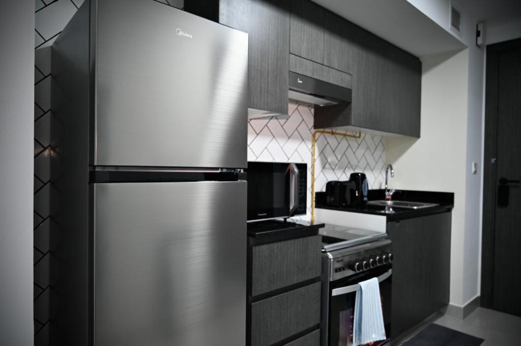Apartment Fully Furnished Elegant Close By Science Park, Miracle Garden And Butterfly Garden *