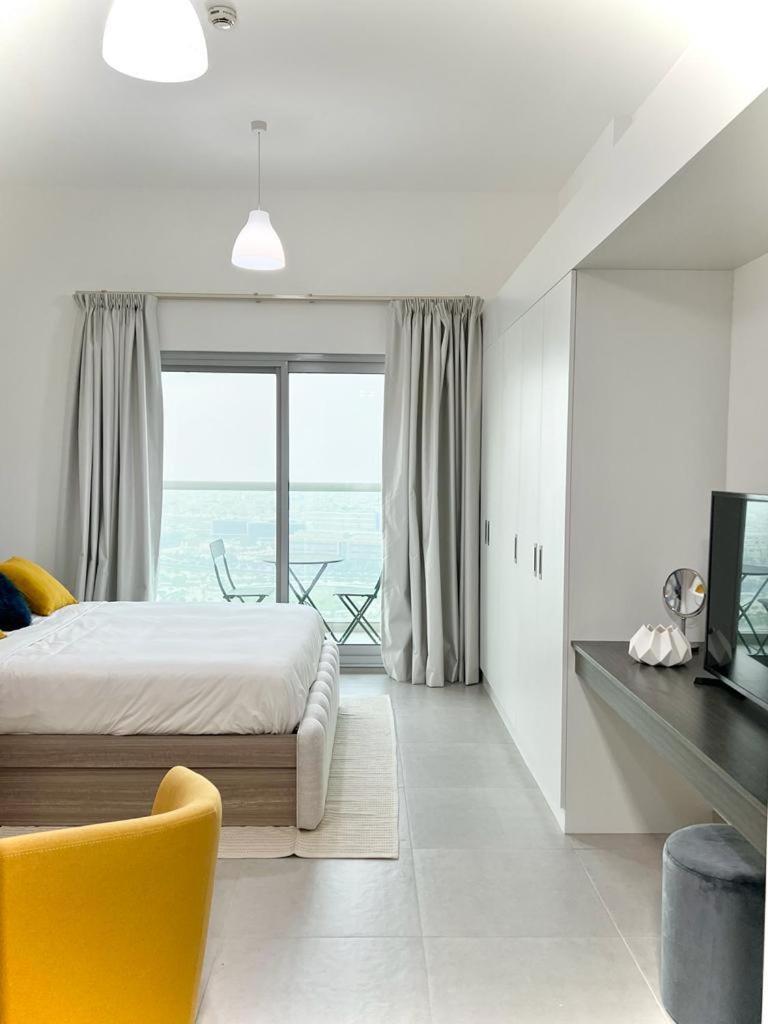Fully Furnished Elegant Close By Science Park, Miracle Garden And Butterfly Garden Apartment Dubai