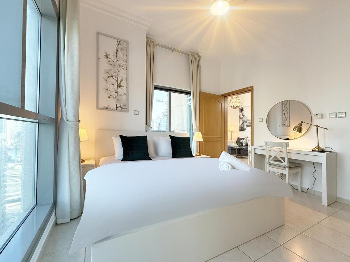 One Bedroom In Marina Near Z1911 Dubai