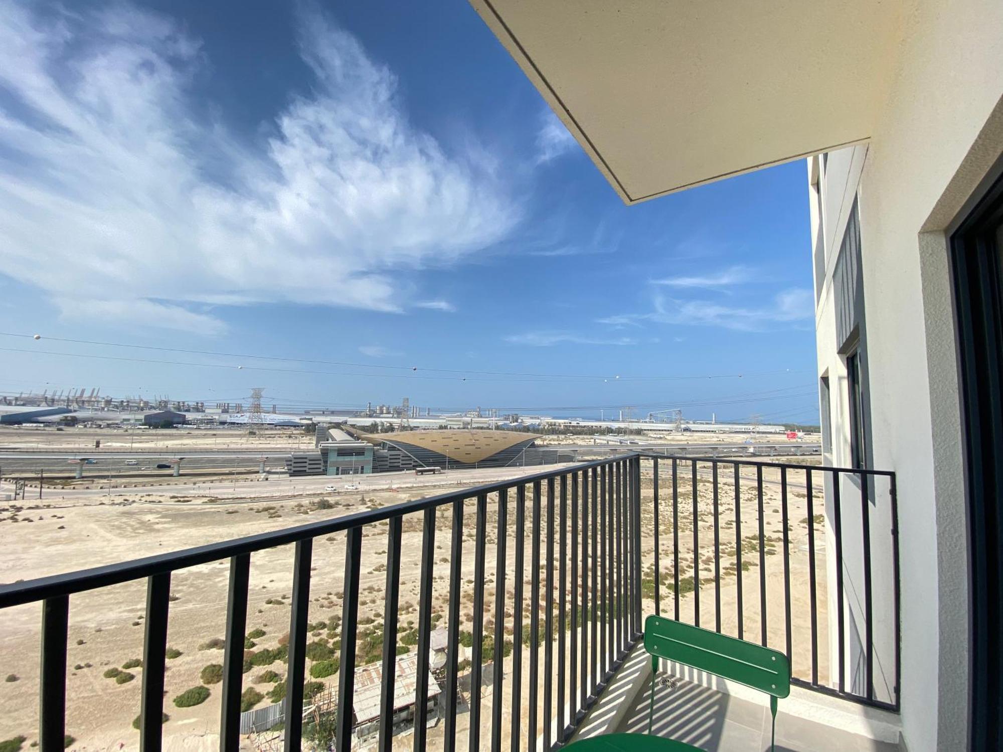 Serene 2br Retreat In Jebel Ali Near Metro *