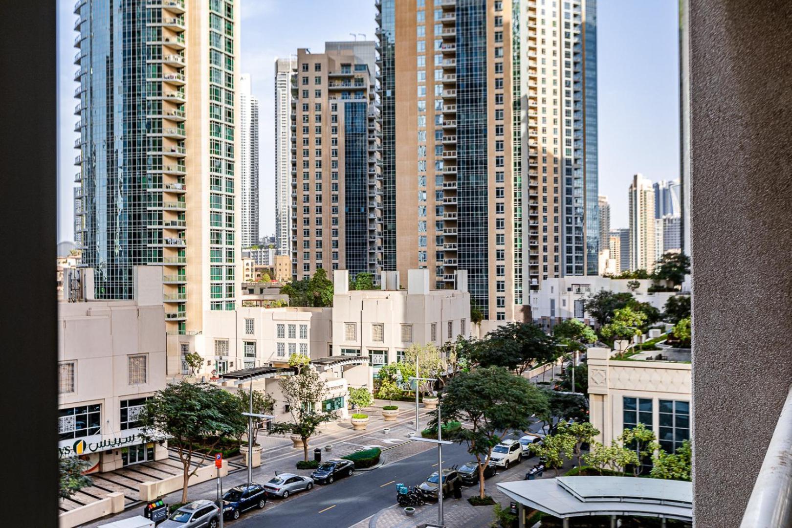 Apartment 29 Blvd Tower 1, Renovated 2bdr In Downtown *