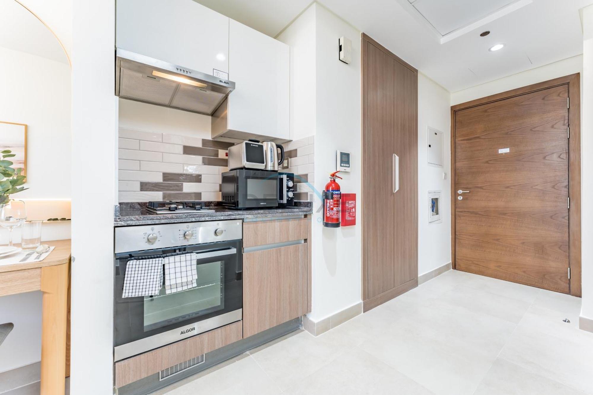 Apartment Community View With Exclusive Private Balcony, Azizi Star, Jebel Ali By Deluxe Homes Dubai