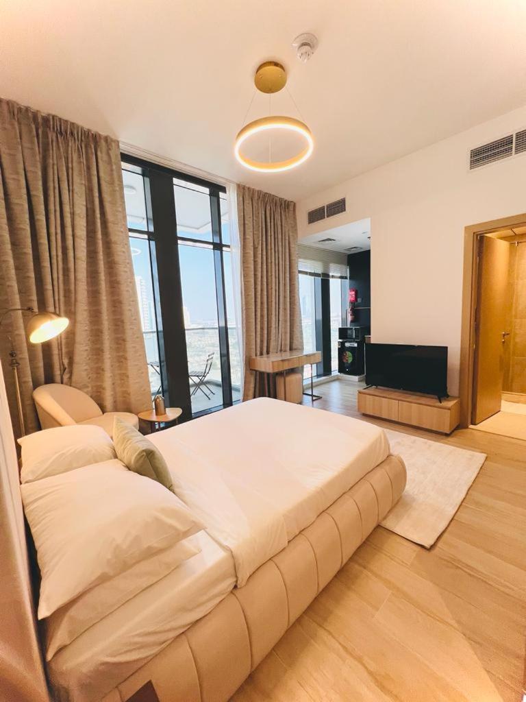 Fully Furnished Sapphire In Jvc, Short Drive To Marina, Jbr, Downtown * Dubai