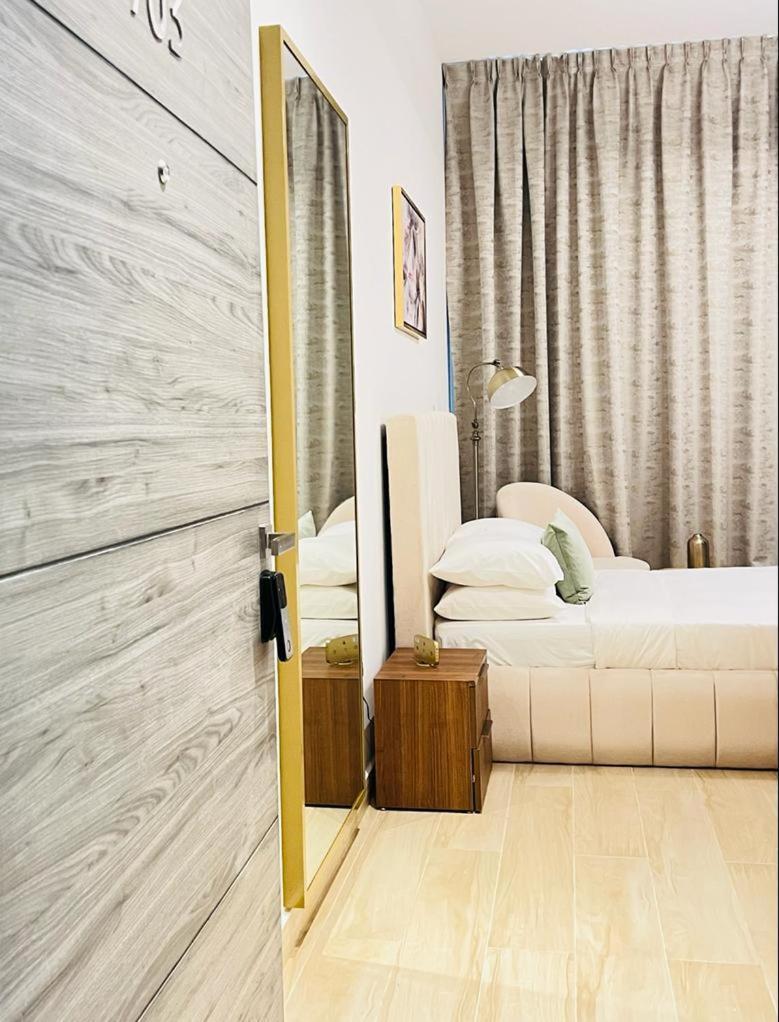 Fully Furnished Sapphire In Jvc, Short Drive To Marina, Jbr, Downtown *