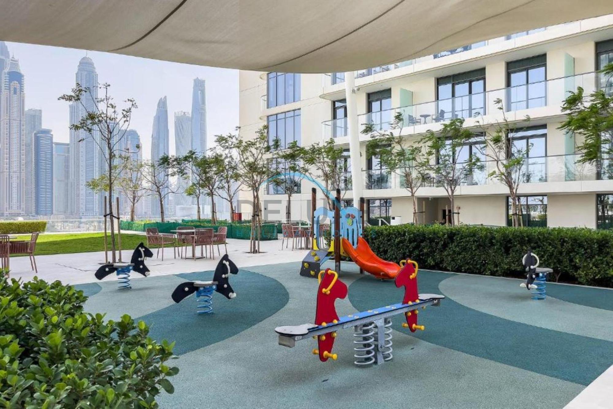 Apartment Harbour & Sea Views 1 Bedroom Near Key Landmarks, Marina Vista T1, Emaar Beachfront By Deluxe Homes *
