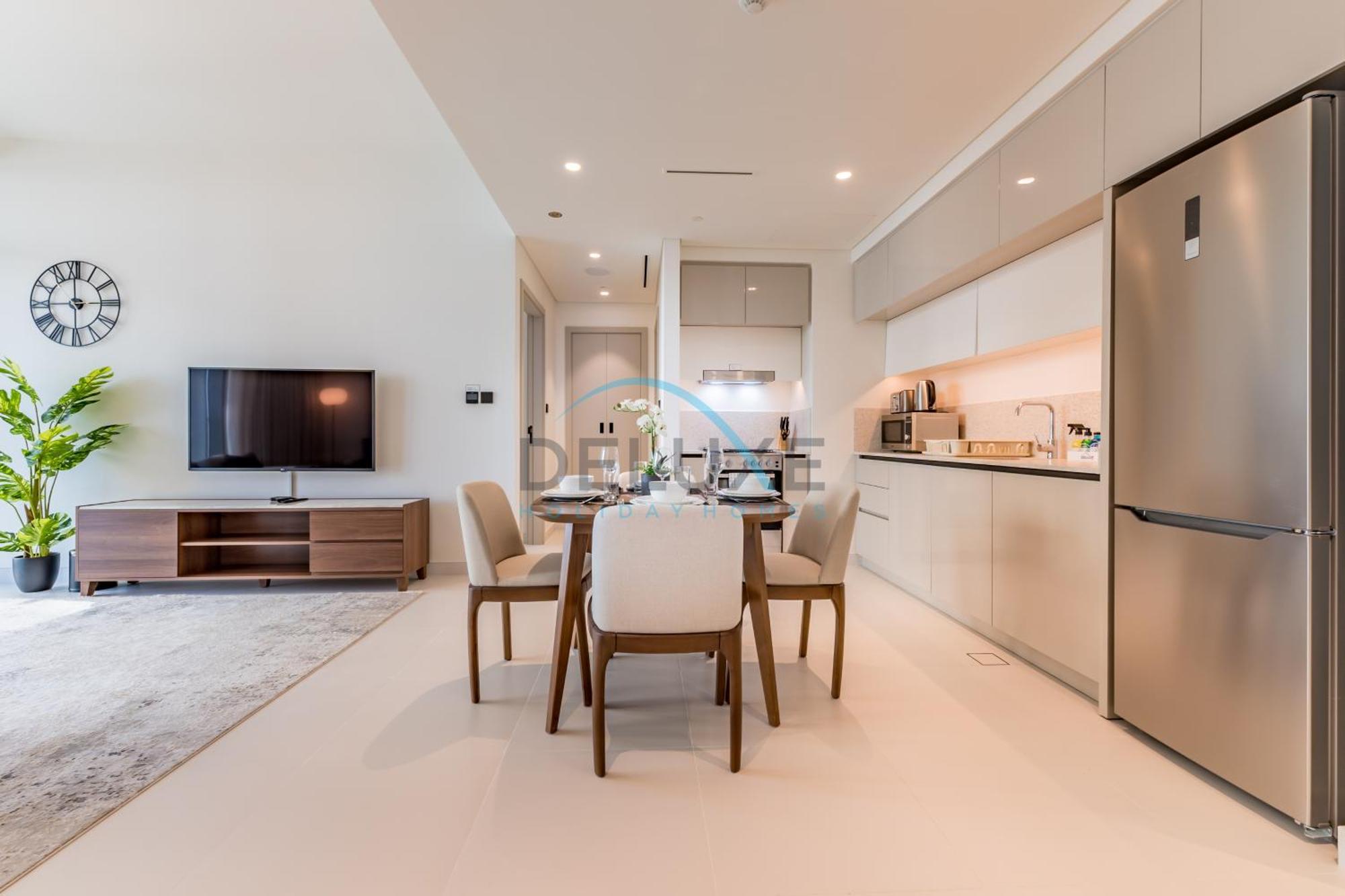 Harbour & Sea Views 1 Bedroom Near Key Landmarks, Marina Vista T1, Emaar Beachfront By Deluxe Homes Apartment