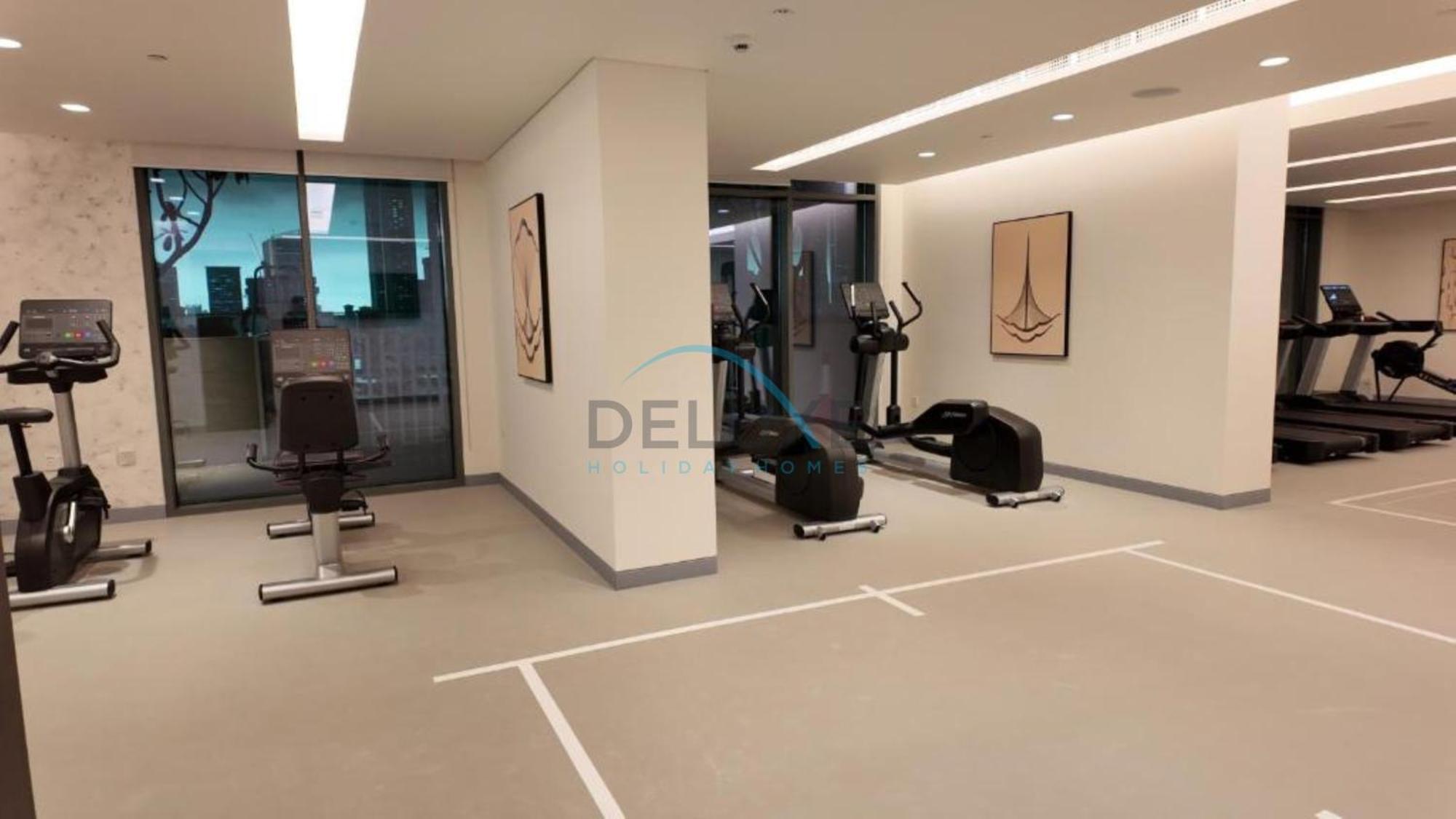 Apartment Harbour & Sea Views 1 Bedroom Near Key Landmarks, Marina Vista T1, Emaar Beachfront By Deluxe Homes
