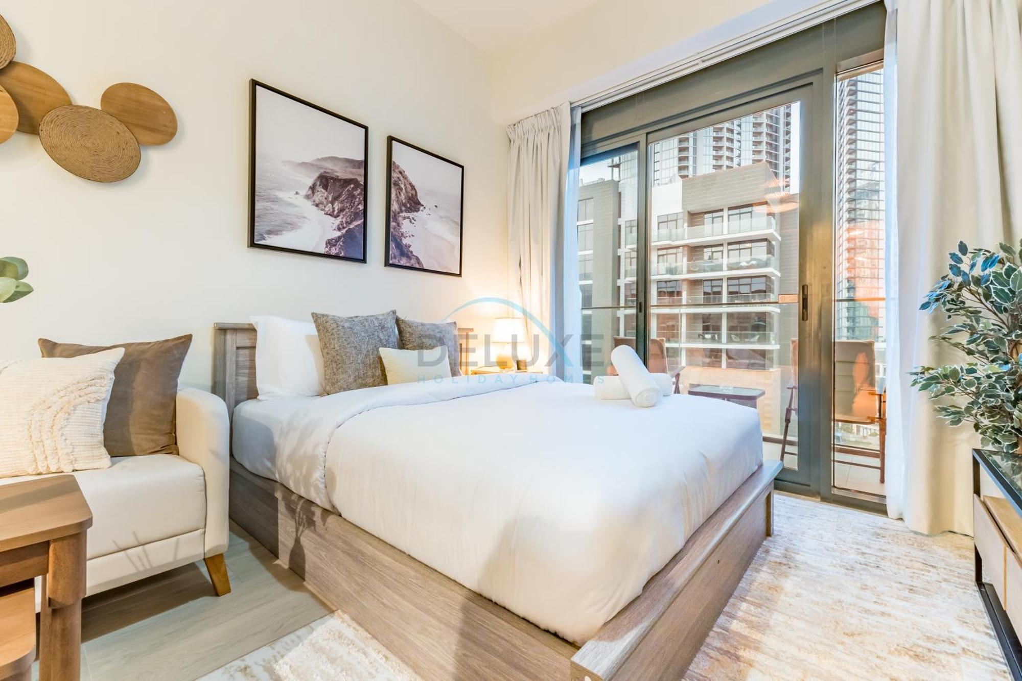 View Minutes Drive To Burj Khalifa, Azizi Riviera 43, Al Merkadh By Deluxe Homes Daire Dubai
