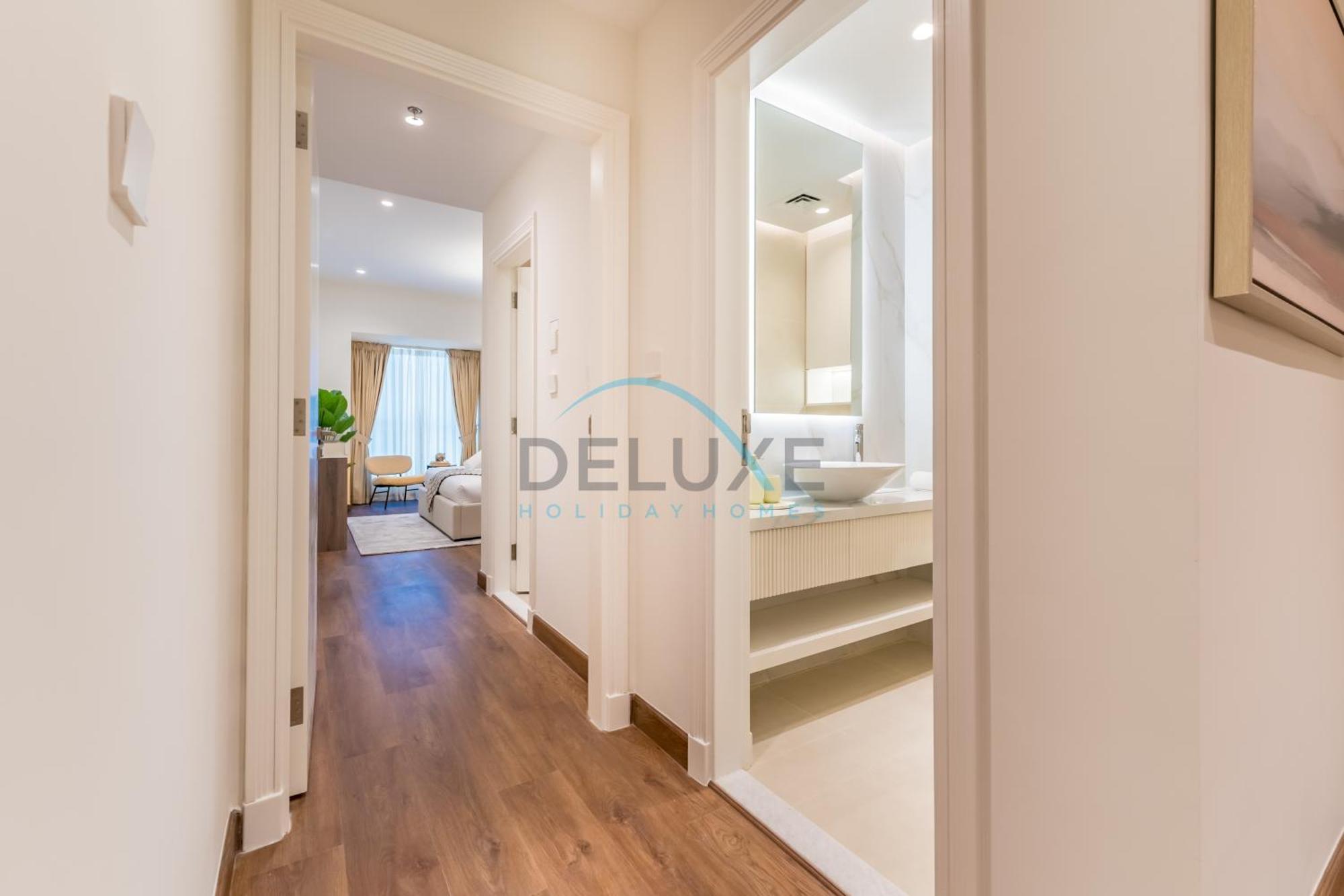 Revamped 1br Unit With Partial Sea & Palm Jumeirah Views Close To , Elite Residence, Marina By Deluxe Homes Apartment
