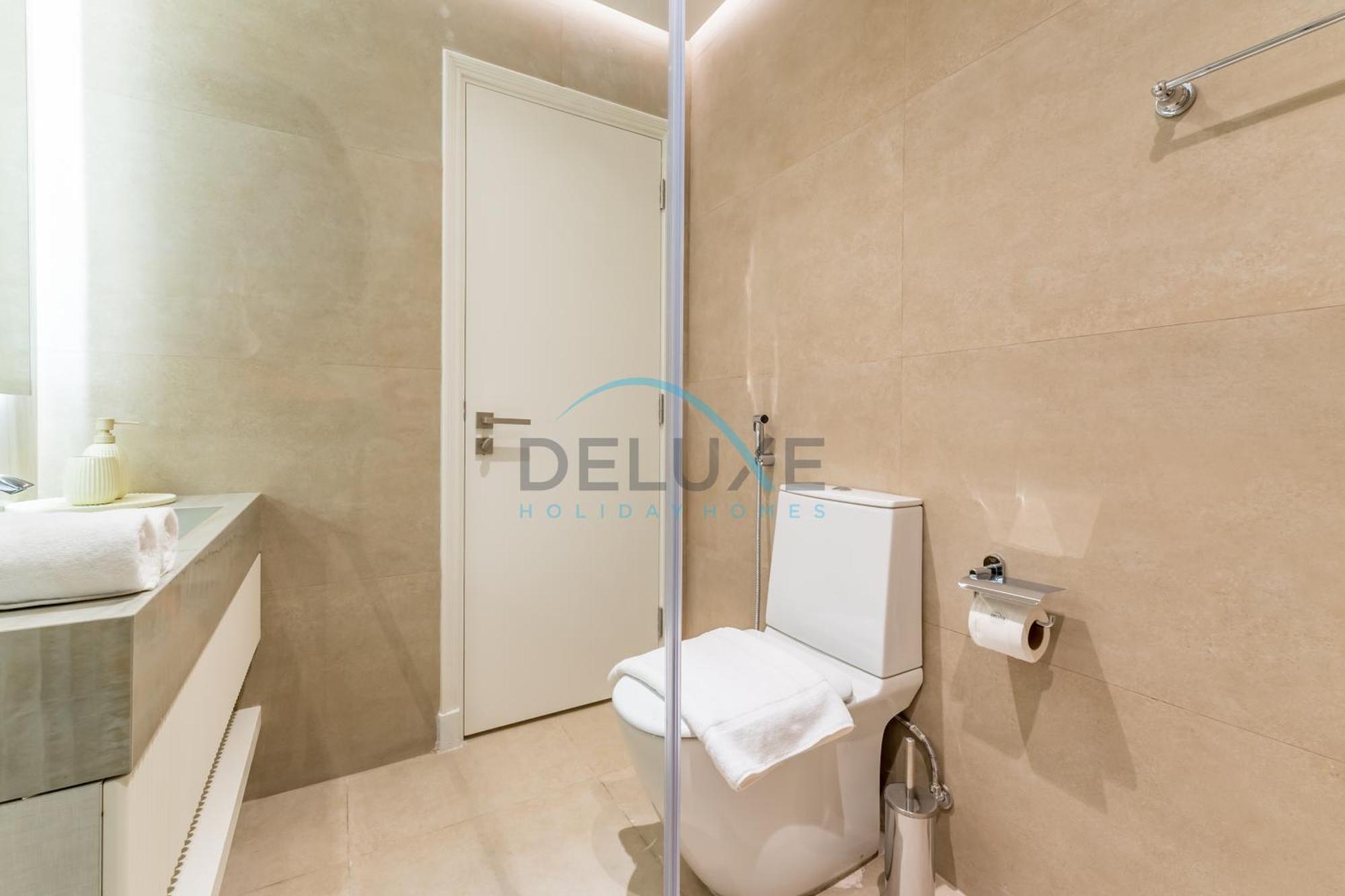 Revamped 1br Unit With Partial Sea & Palm Jumeirah Views Close To , Elite Residence, Marina By Deluxe Homes Apartment *