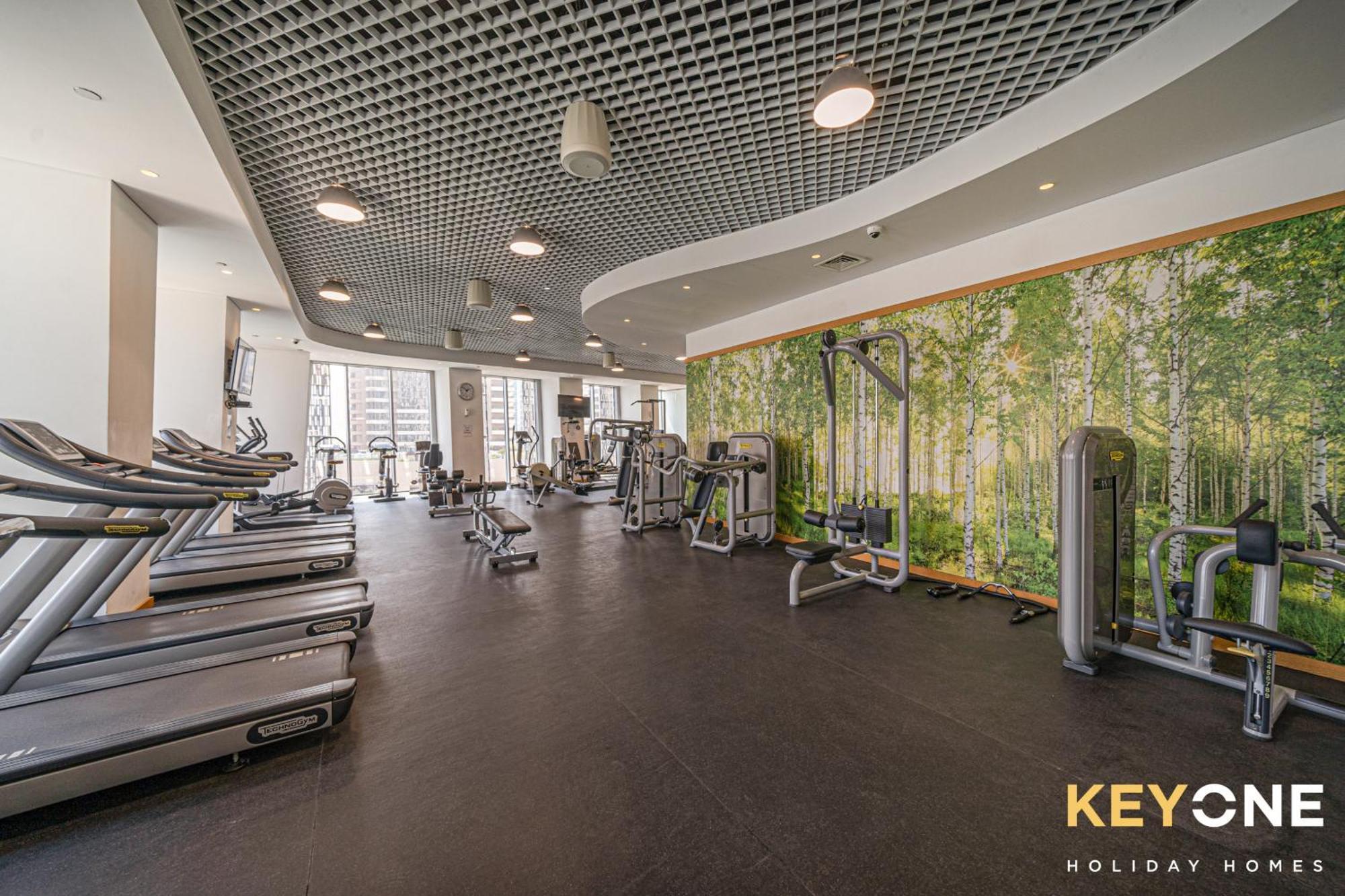 Daire Lavish One Bedroom With Amazing Sun Deck & Pool