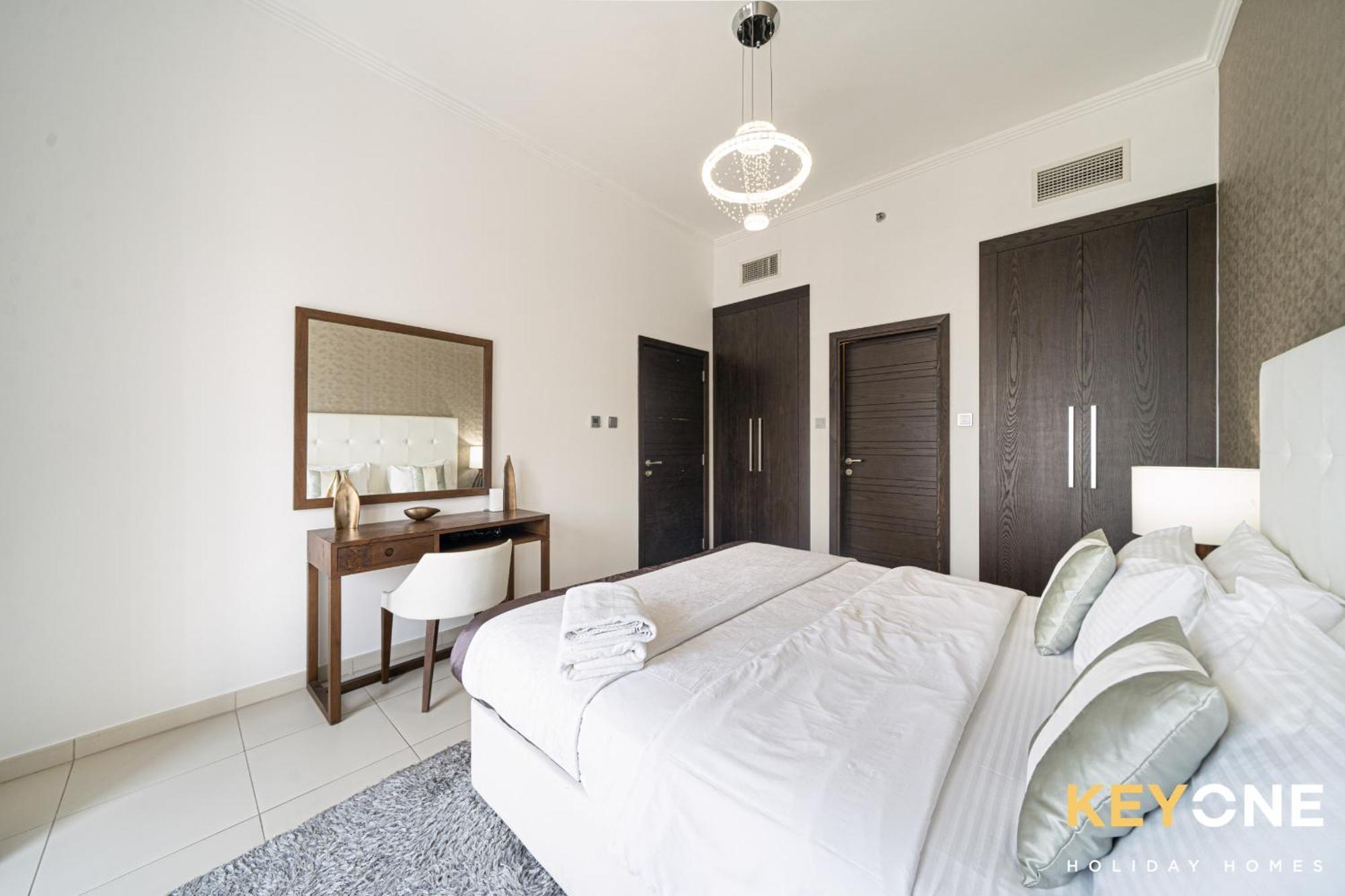 Lavish One Bedroom With Amazing Sun Deck & Pool * Dubai