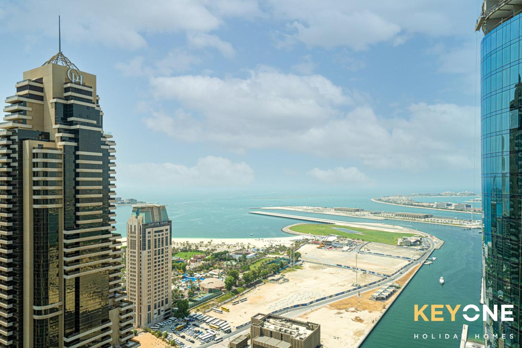 Lavish One Bedroom With Amazing Sun Deck & Pool *