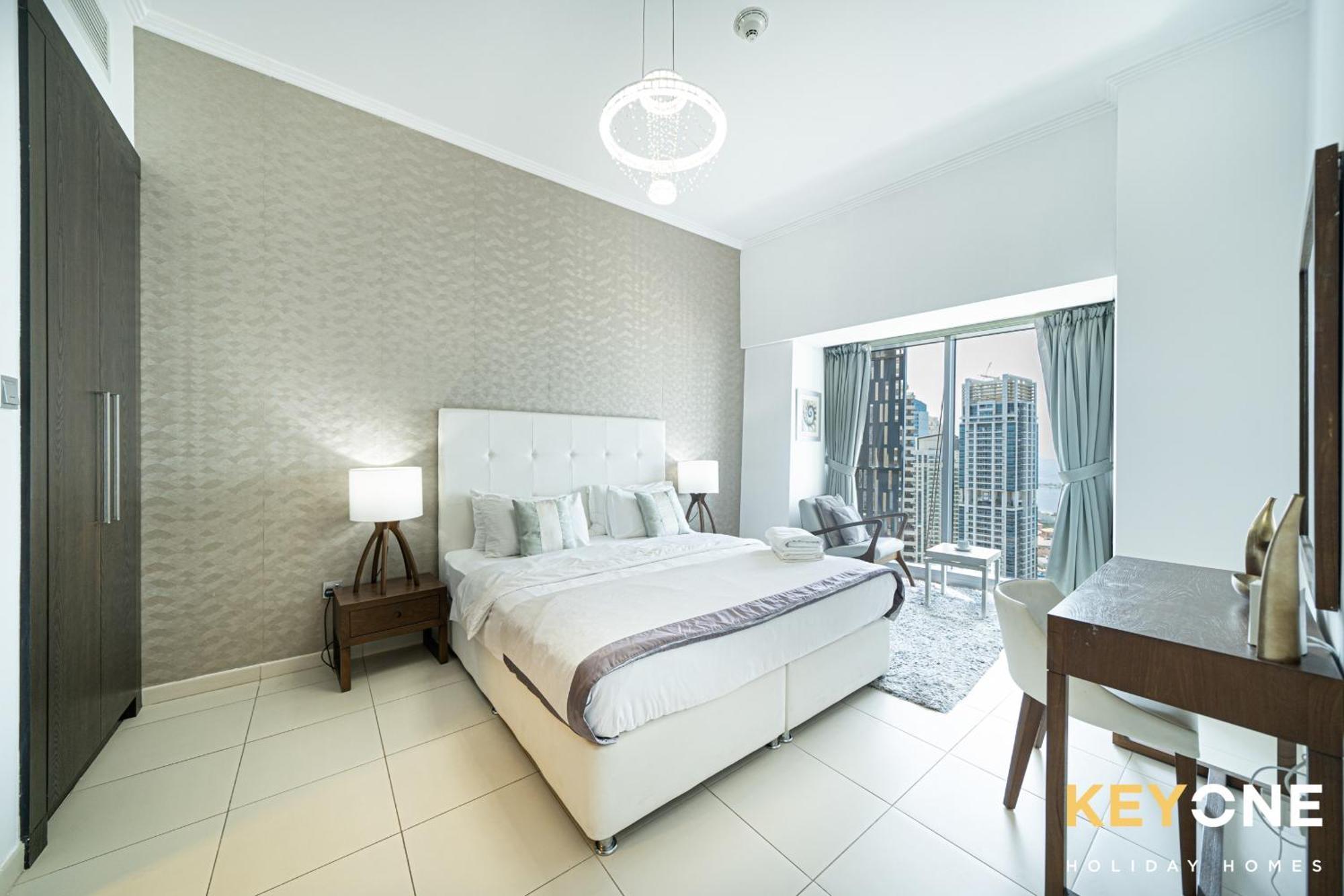 Daire Lavish One Bedroom With Amazing Sun Deck & Pool